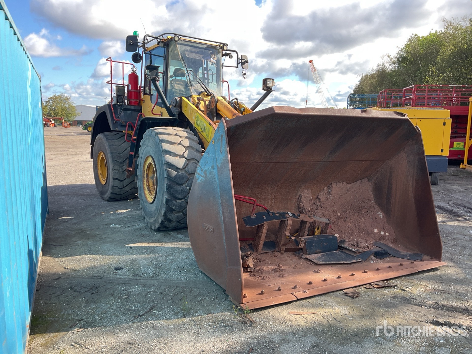2017 Komatsu WA470-8