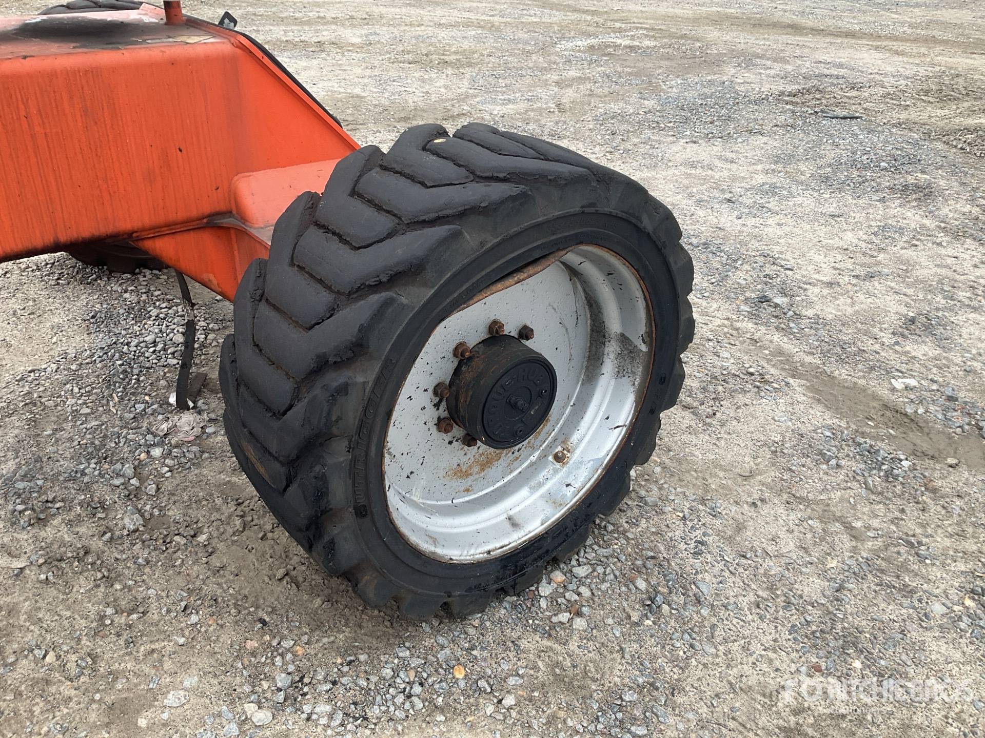 2010 JLG E600JP