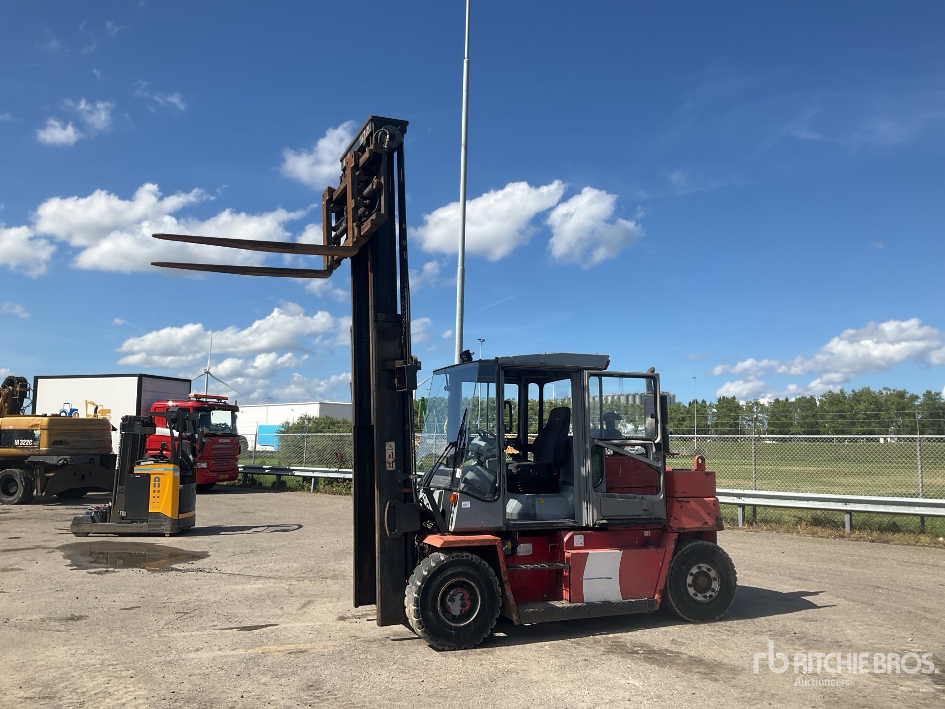2000 Kalmar DCD80-6