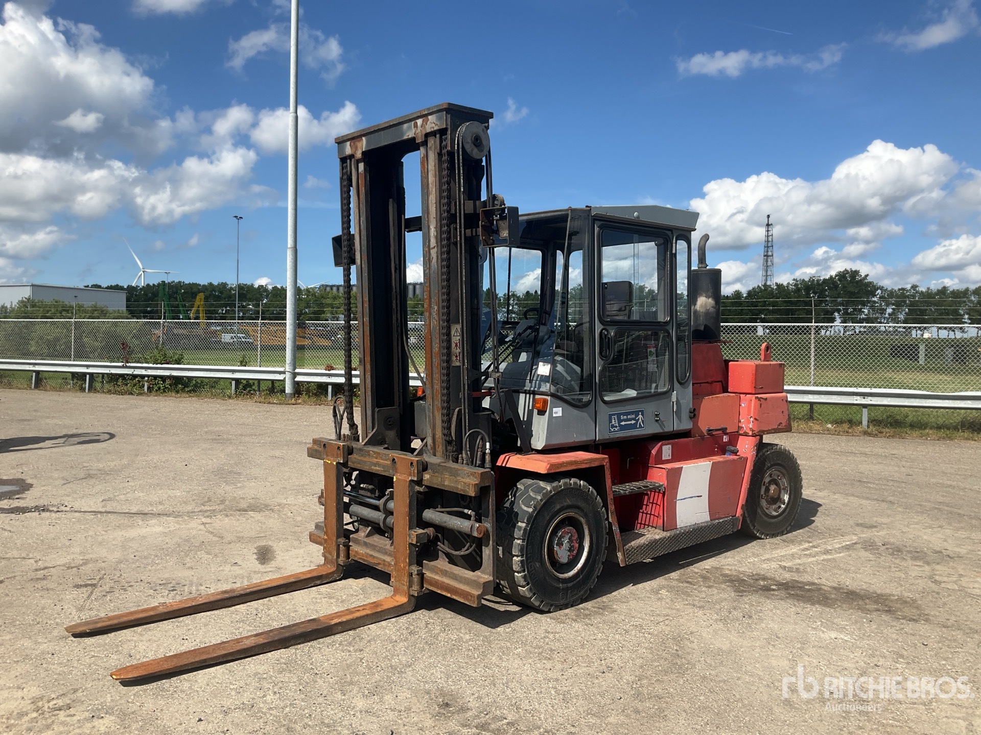 Photo of 2000 Kalmar DCD80-6