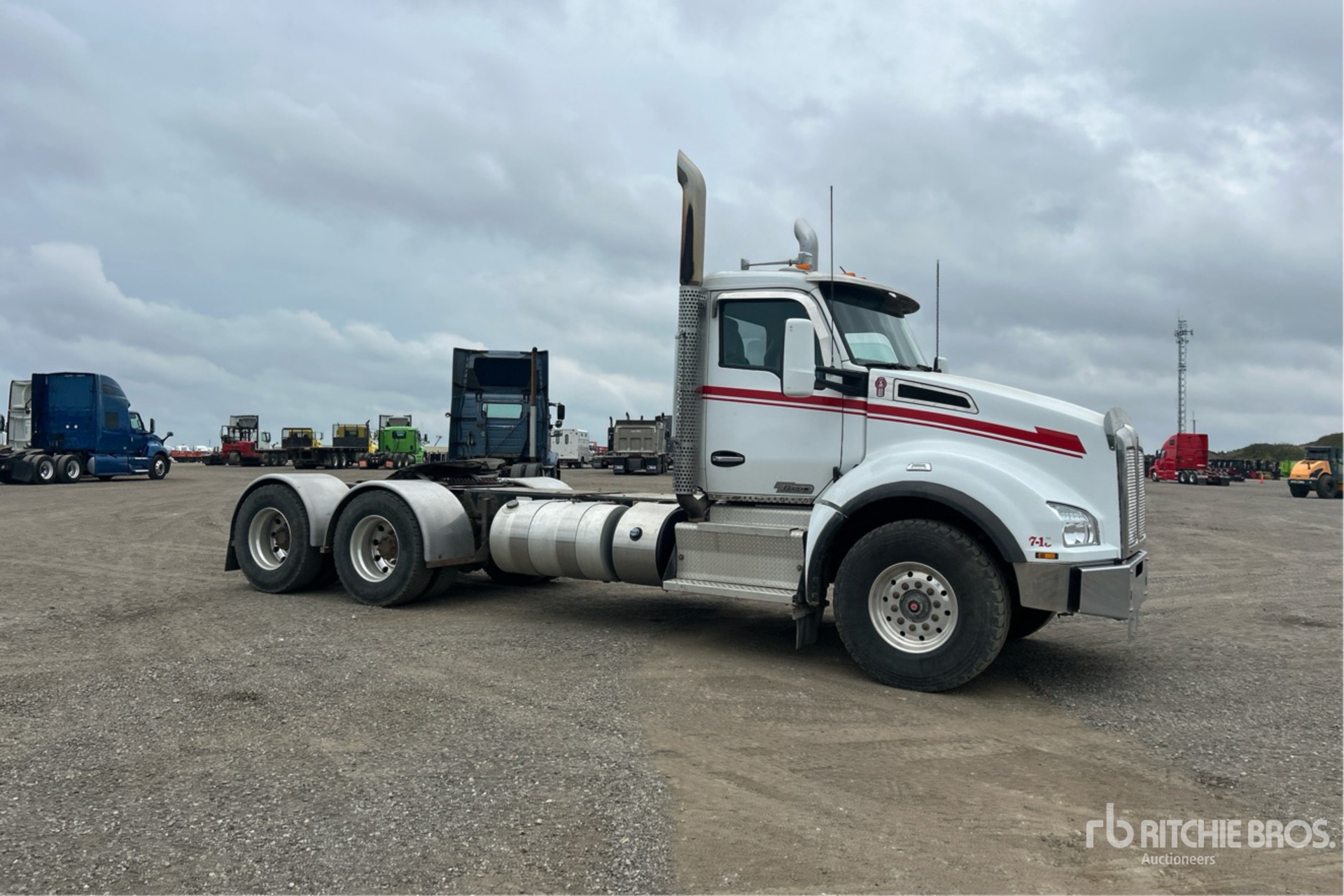 2015 Kenworth T880