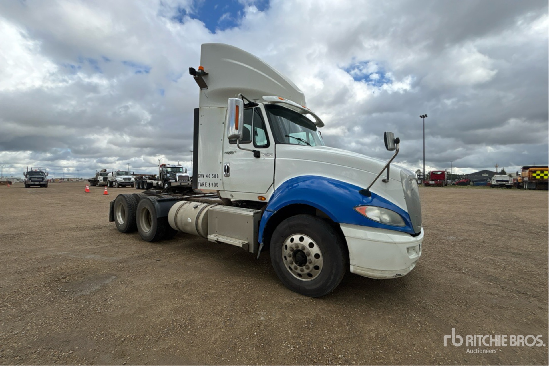 2014 International PROSTAR+ 122