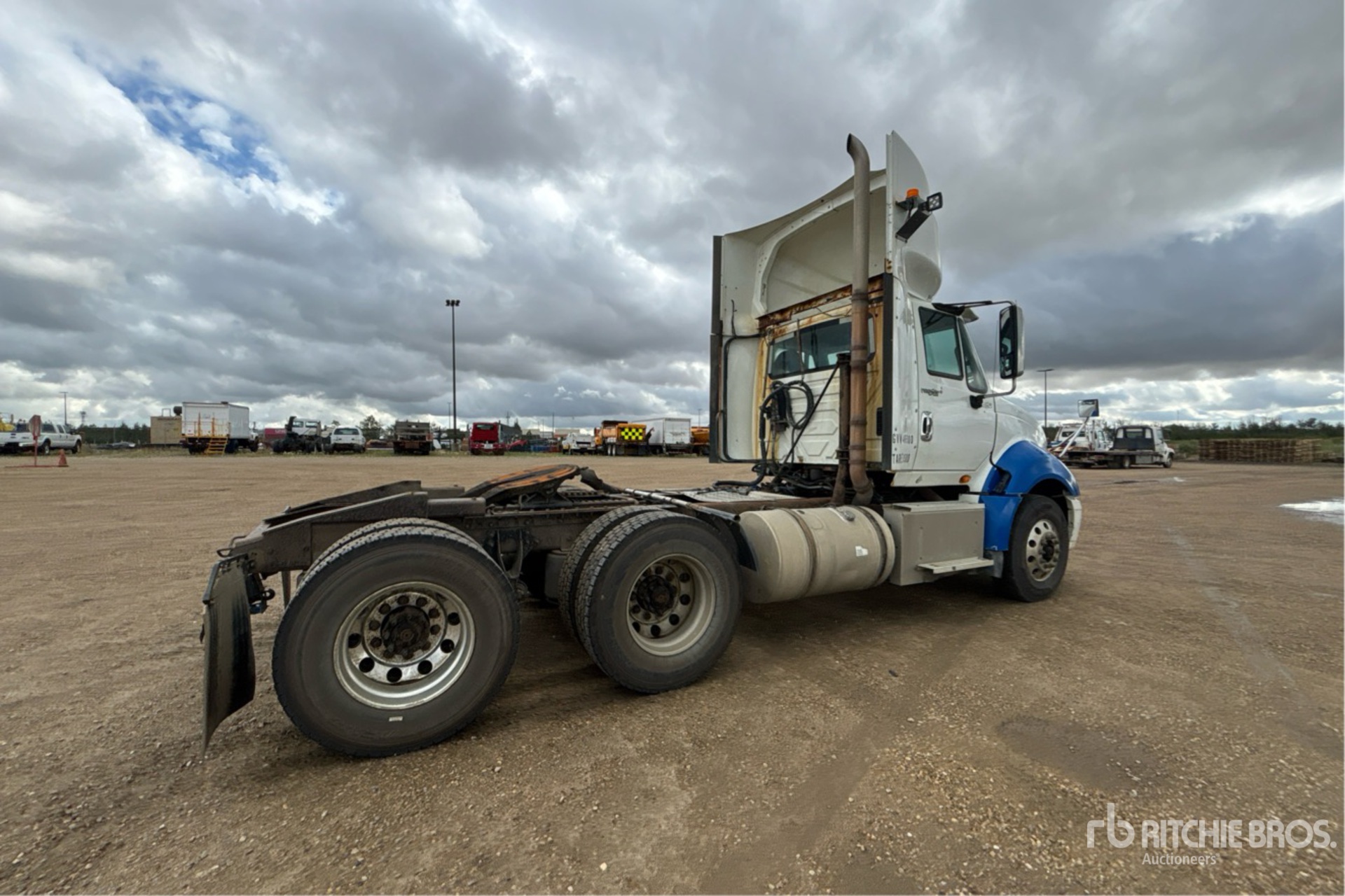 2014 International PROSTAR+ 122