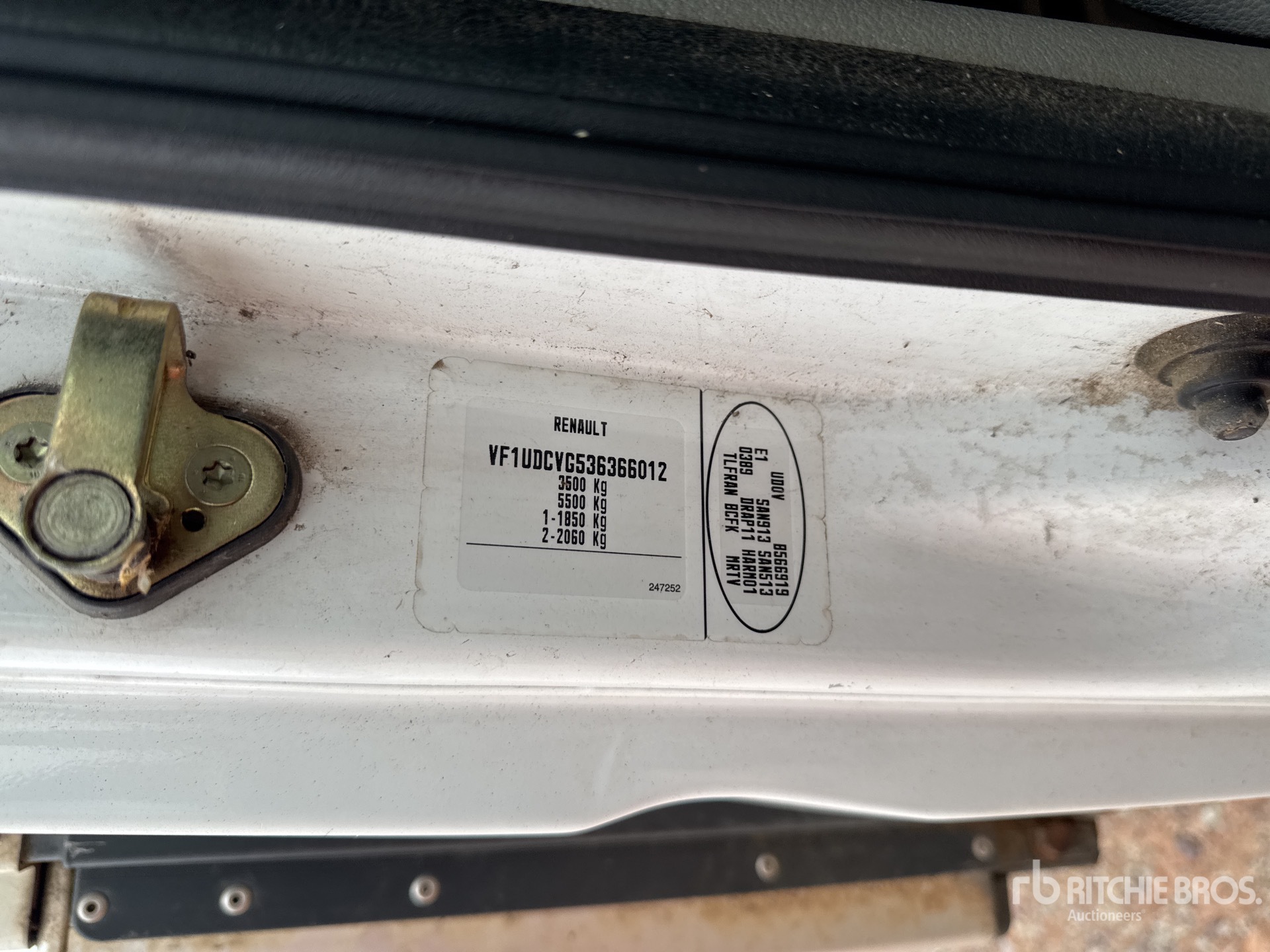 2006 Renault MASTER DCI100