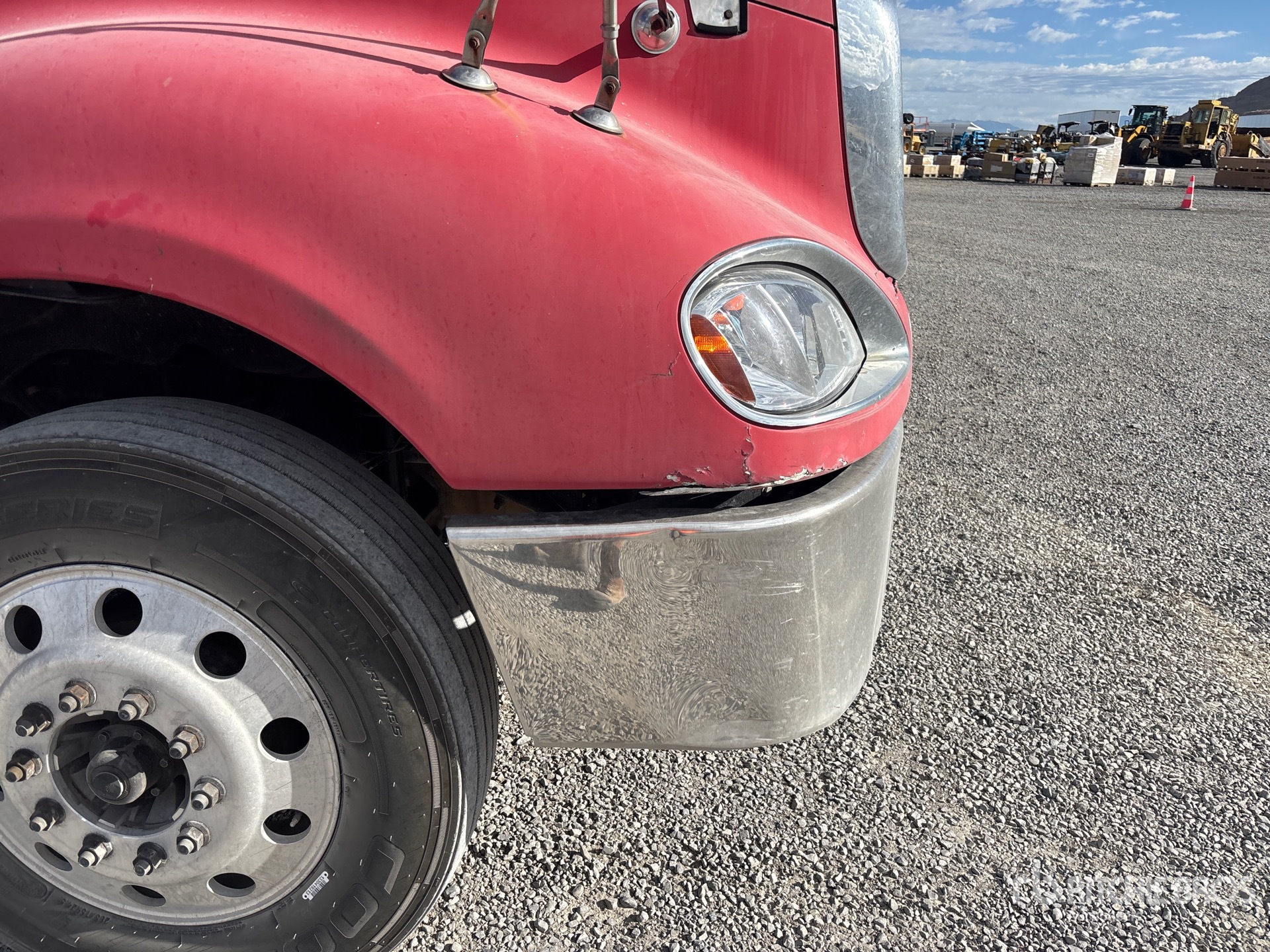 2007 Freightliner C120