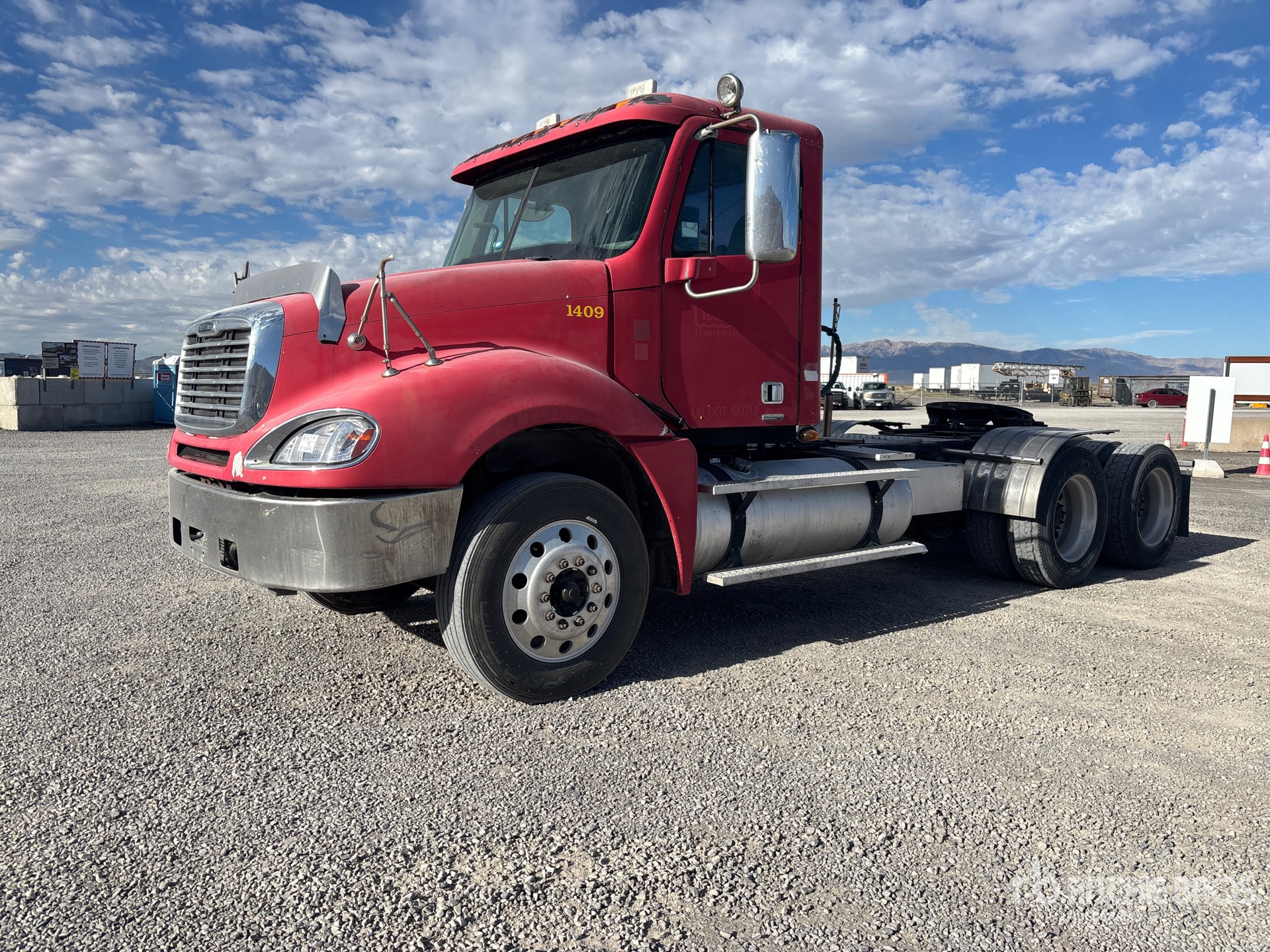 2007 Freightliner C120