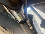 Hydraulics with Blade Lift Cylinder