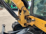 Chassis with Swing Tower Pivot