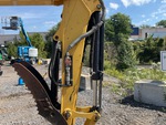 Hydraulics with Bucket Cylinder