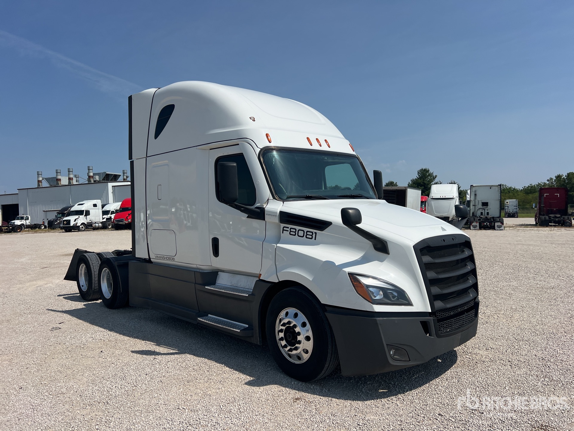 2022 Freightliner CASCADIA 126