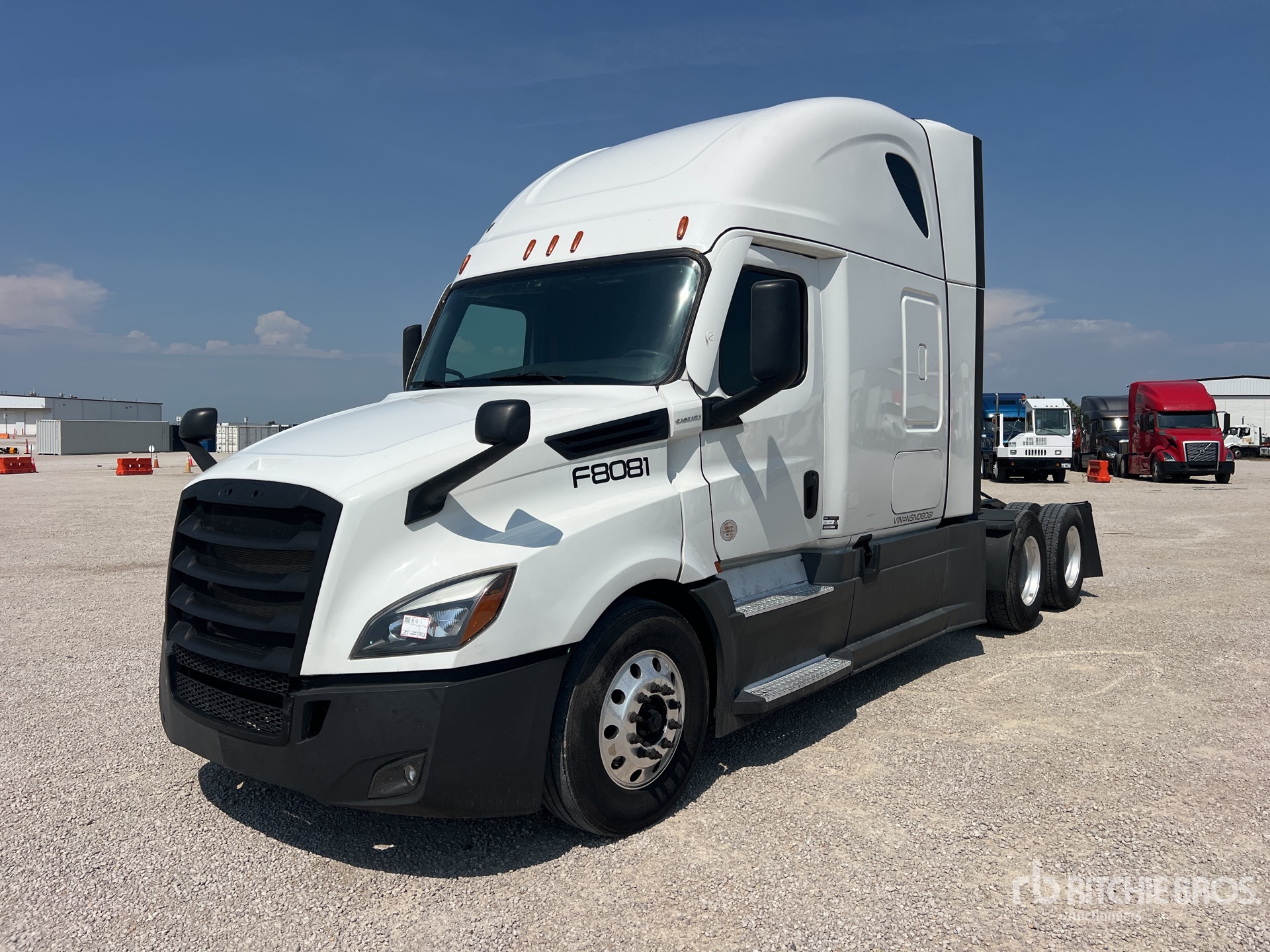 2022 Freightliner CASCADIA 126