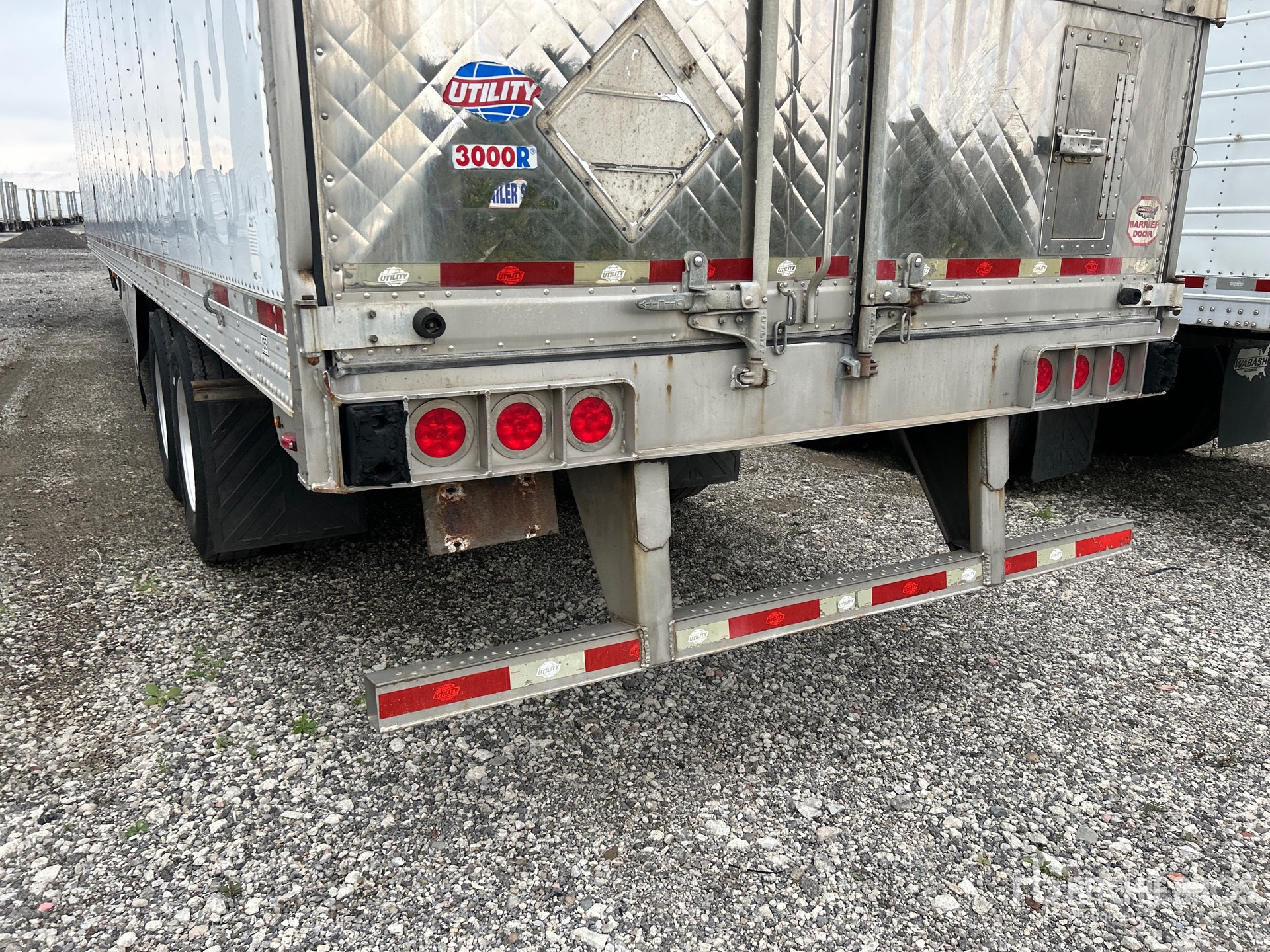 2014 Utility 53 FT T/A