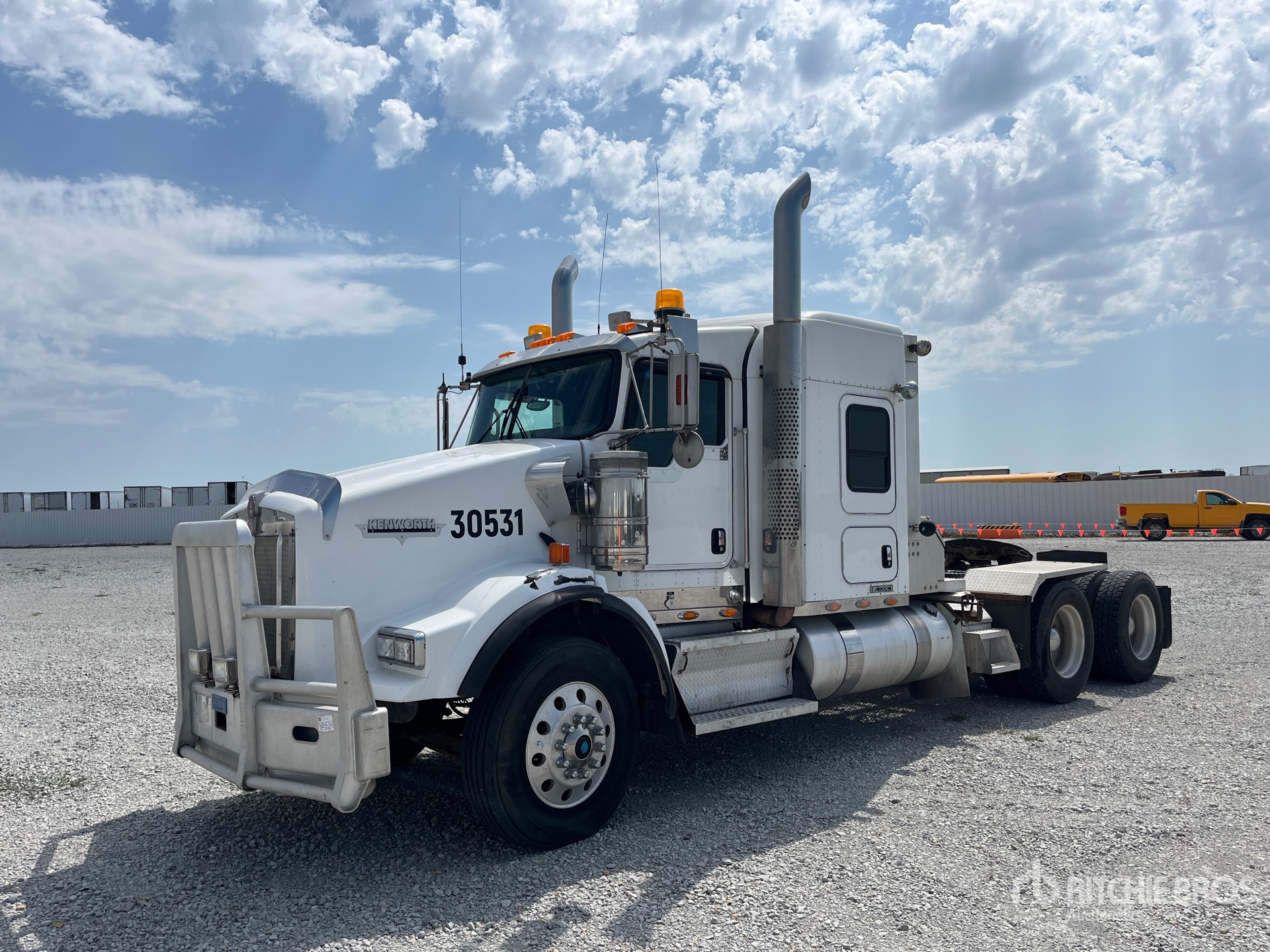 Photo of 2013 Kenworth T800
