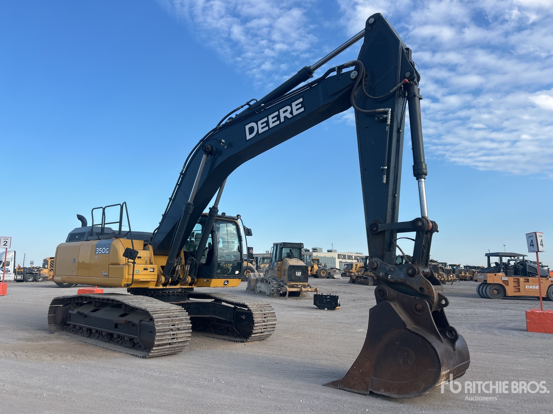 2019 John Deere 350GLC