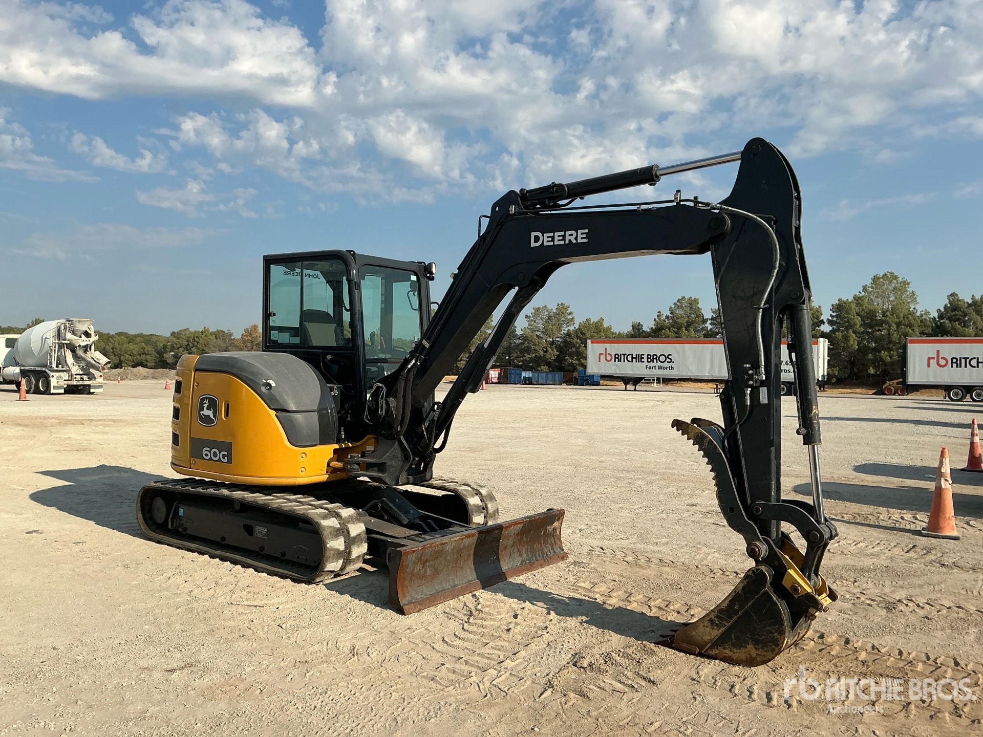 2022 John Deere 60G