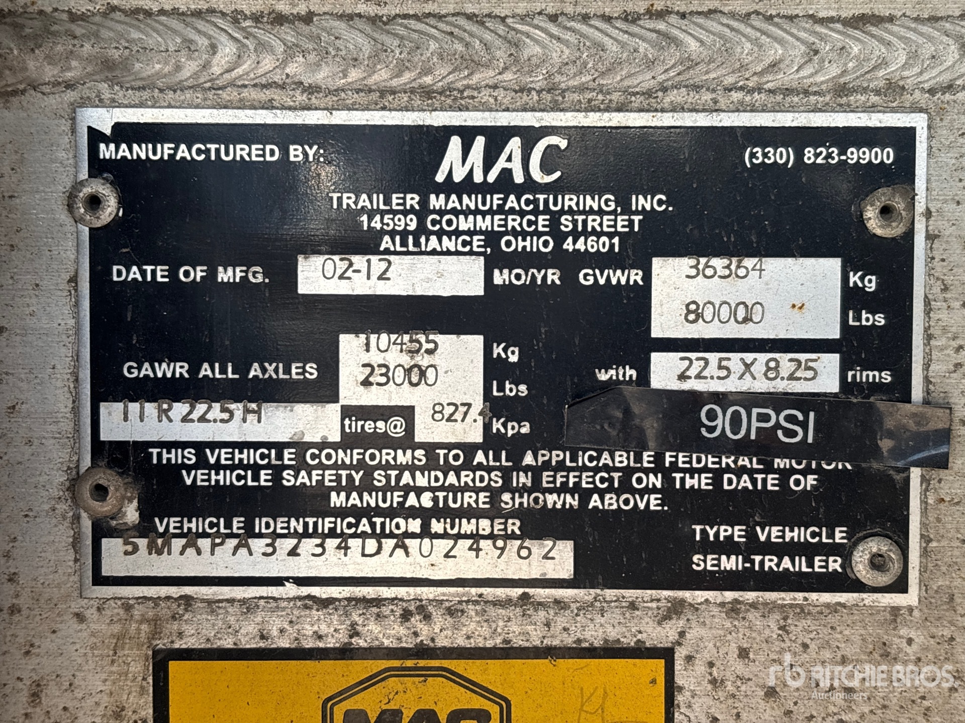 2013 Mac 32 FT TRI/A SUPER B-TRAIN LEAD