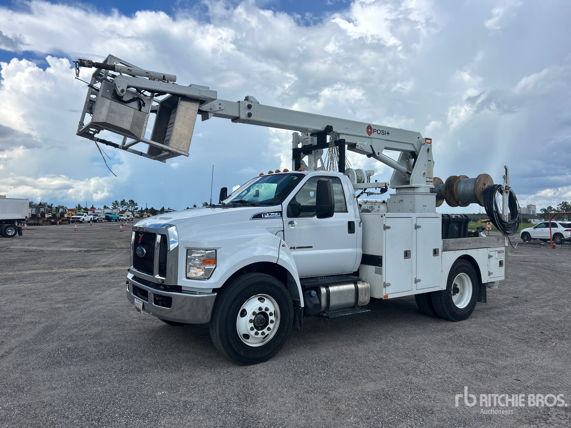 Photo of 2023 Ford F-750