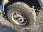 Underbody with Right Steer Tire