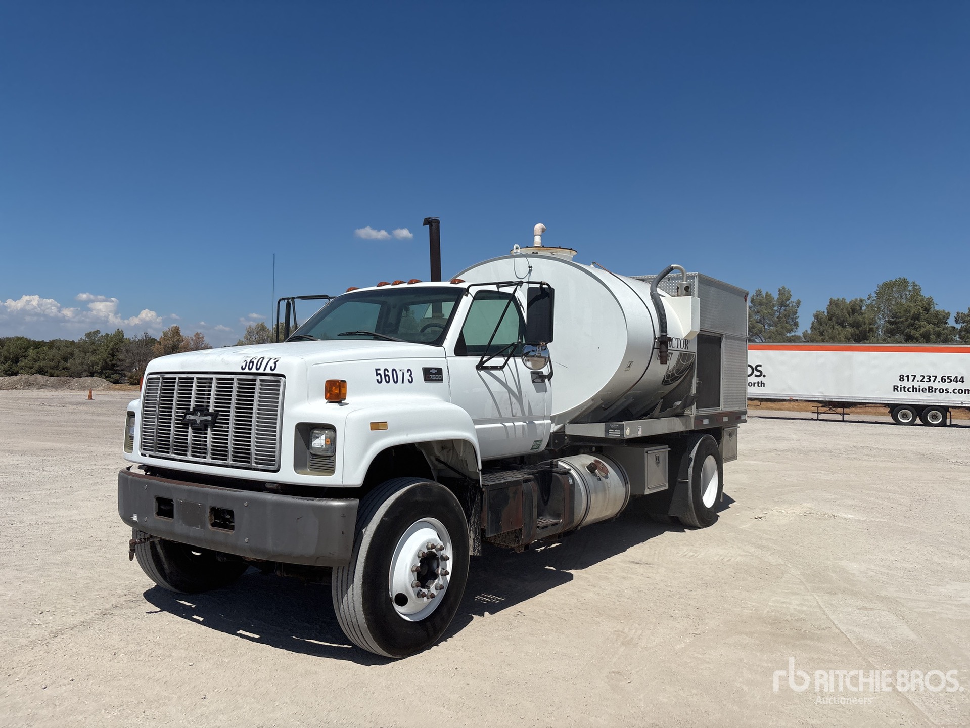 2002 Chevrolet C7500