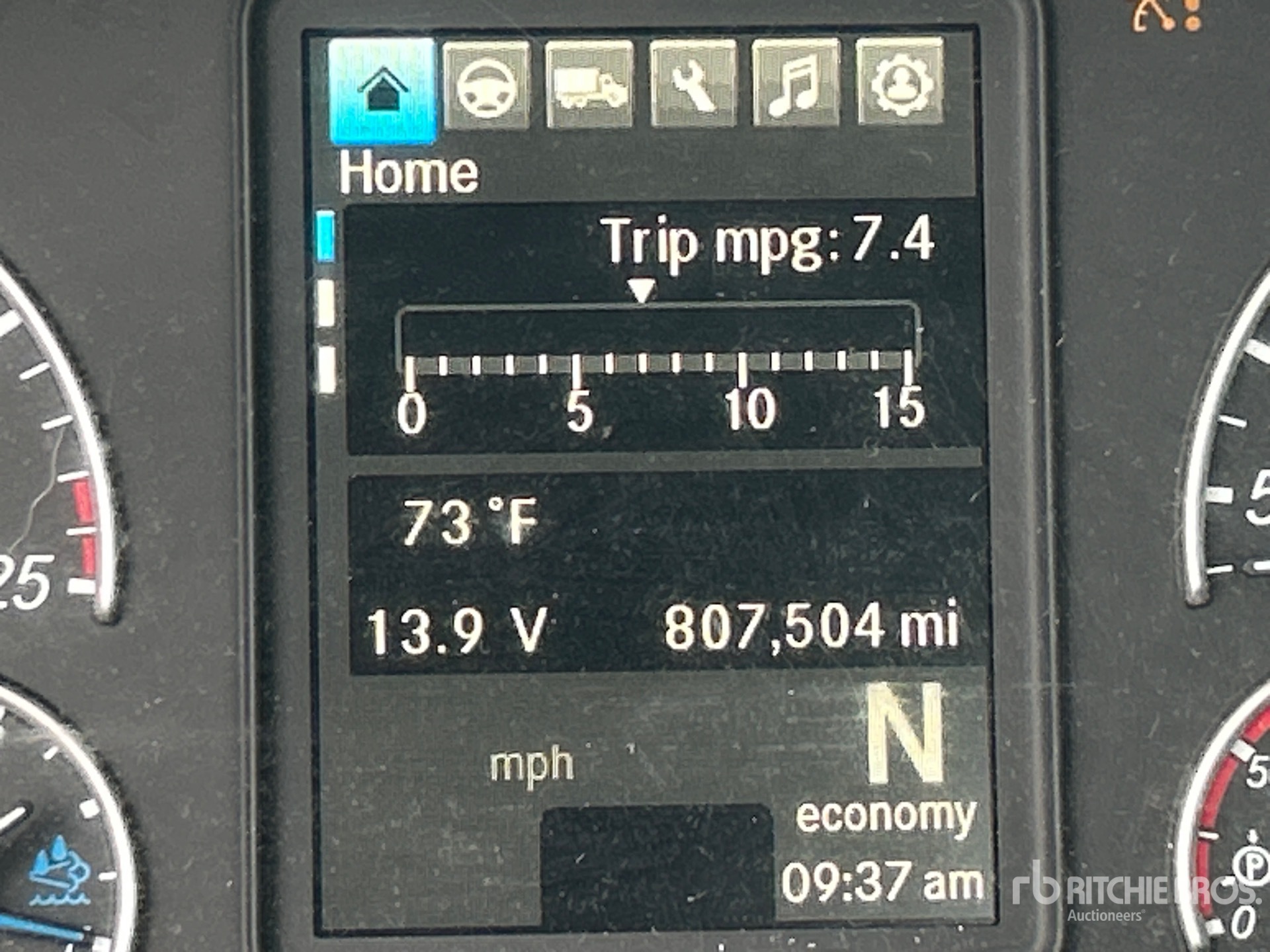 2021 Freightliner CASCADIA 116