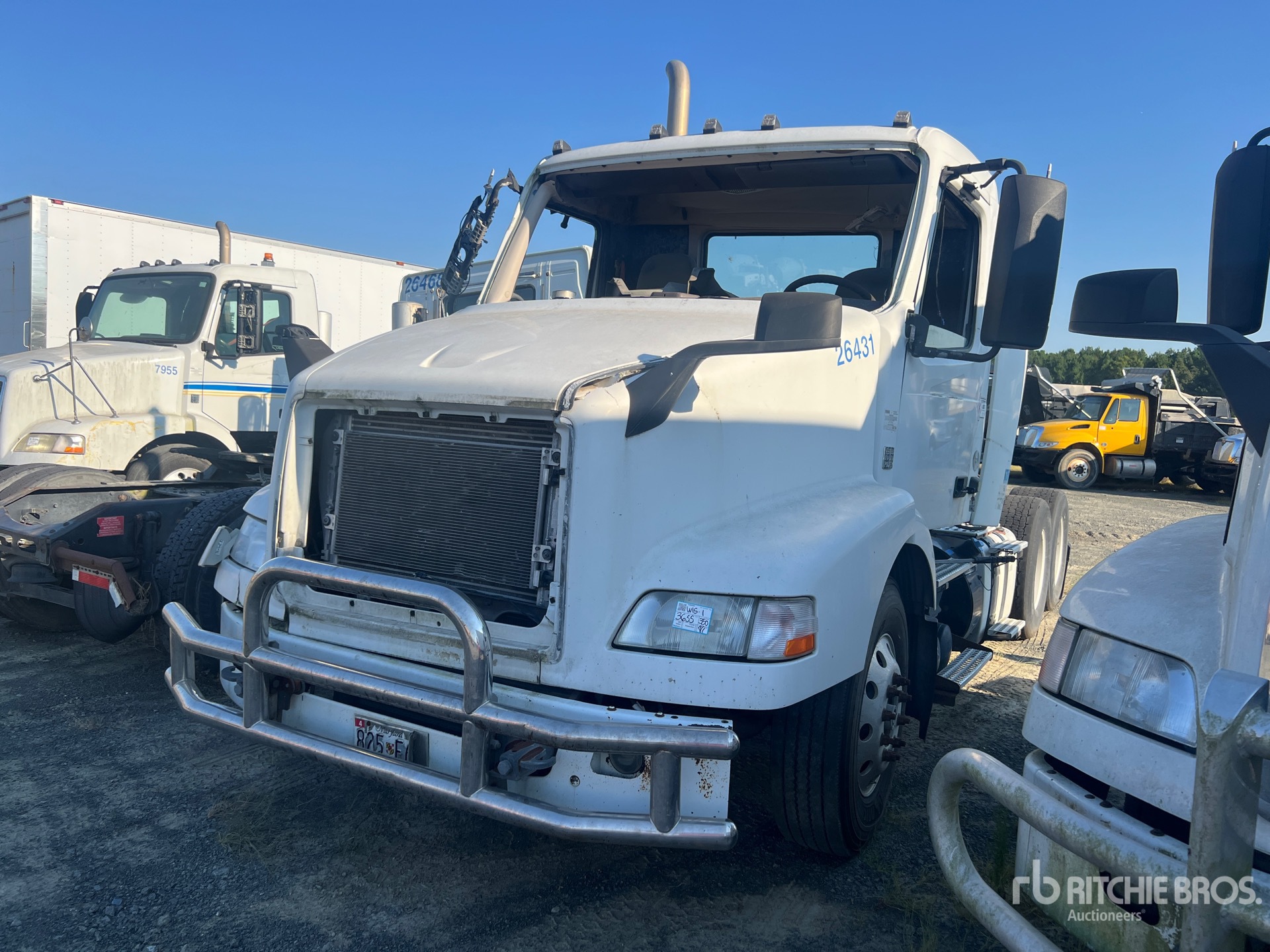 Photo of 2016 Volvo VNM