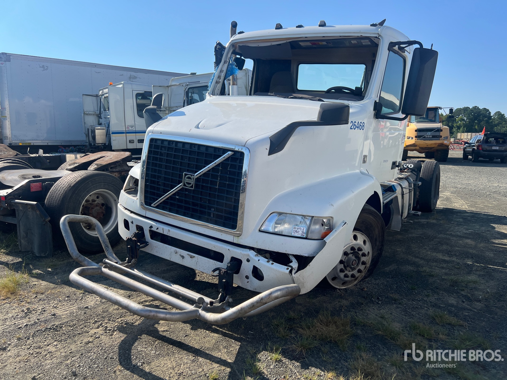 Photo of 2017 Volvo VNM