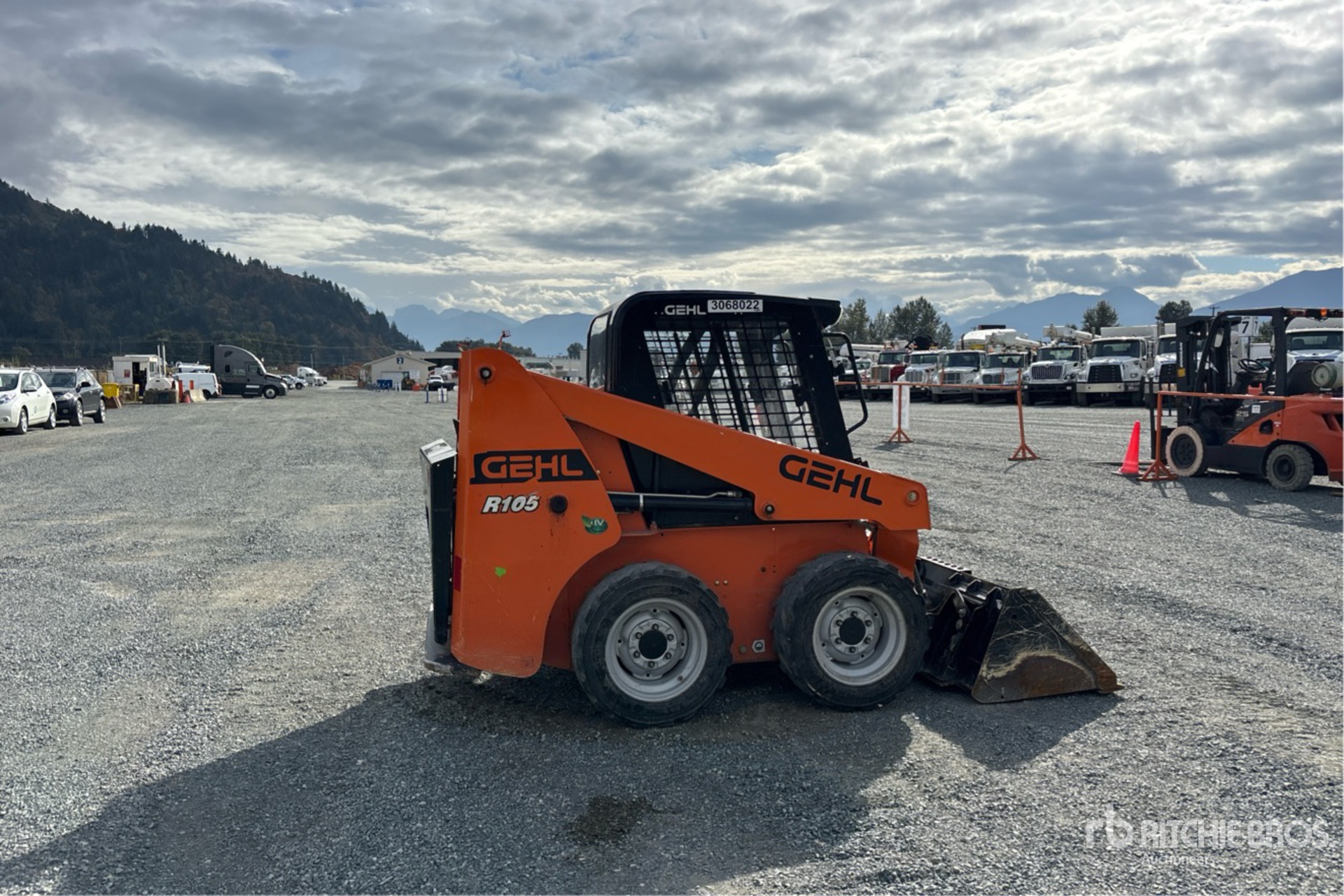 2021 Gehl R105
