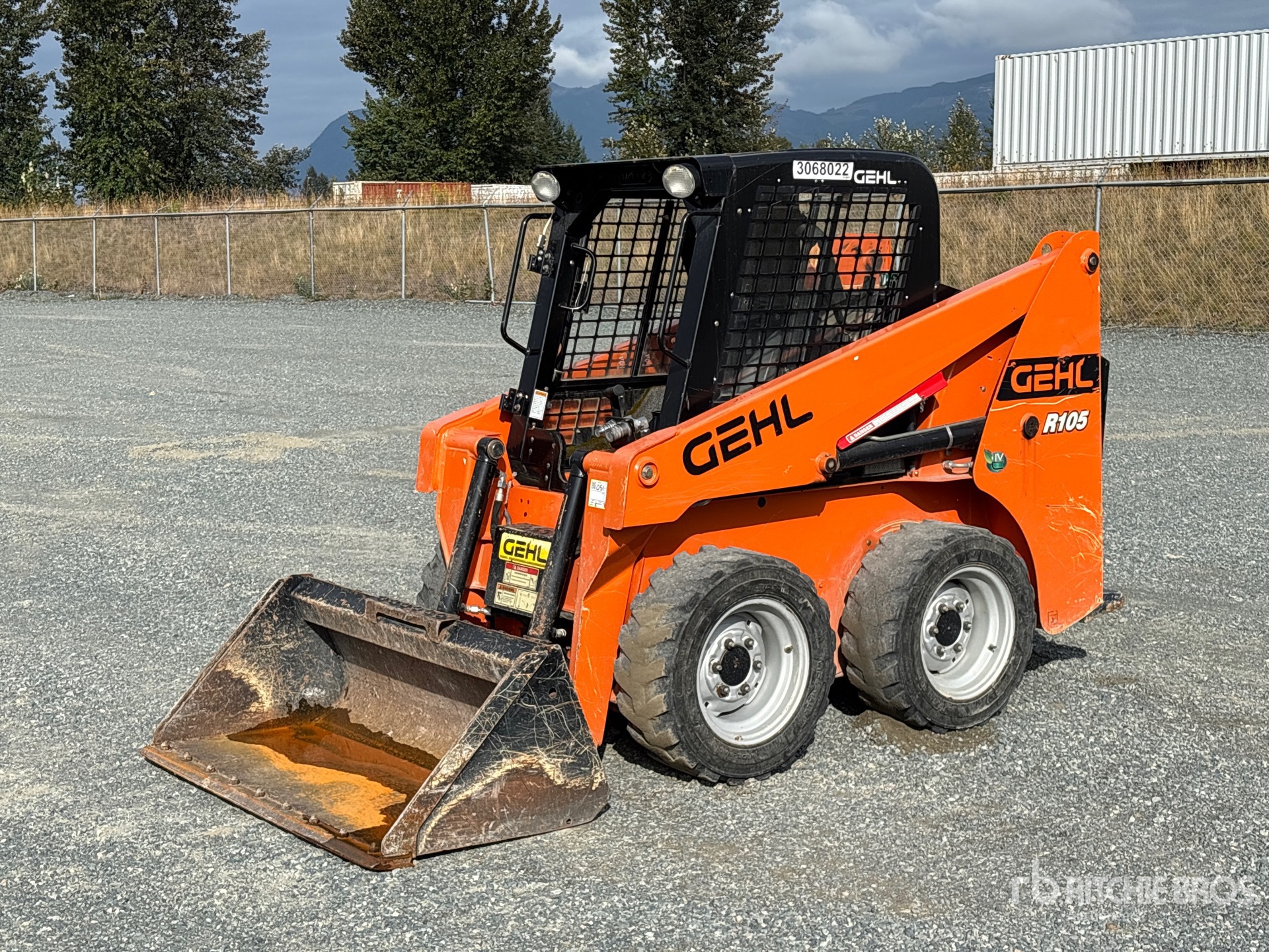 Photo of 2021 Gehl R105