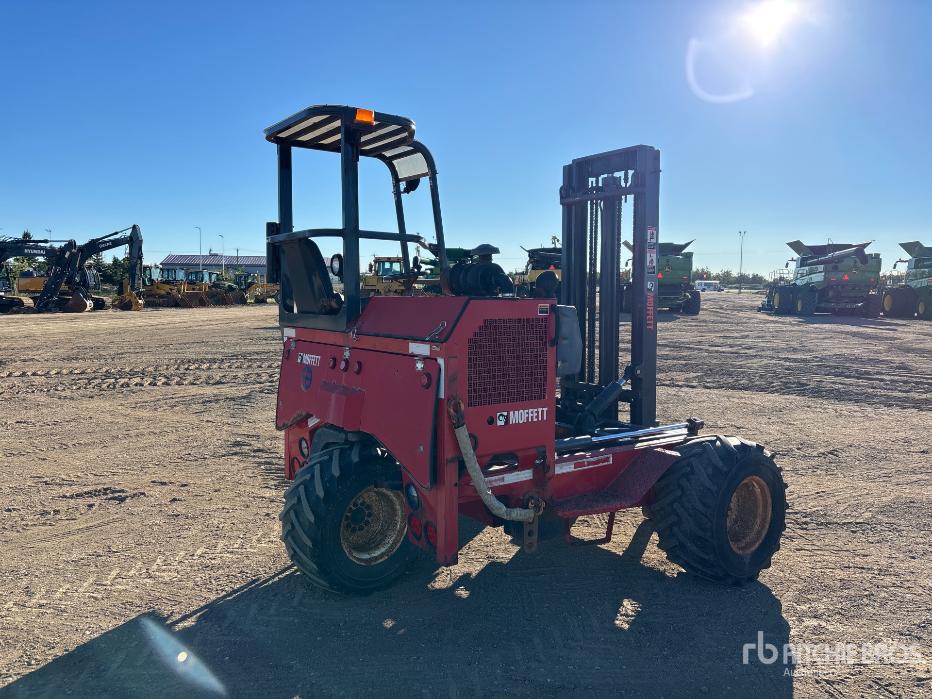 2004 Moffett M5500