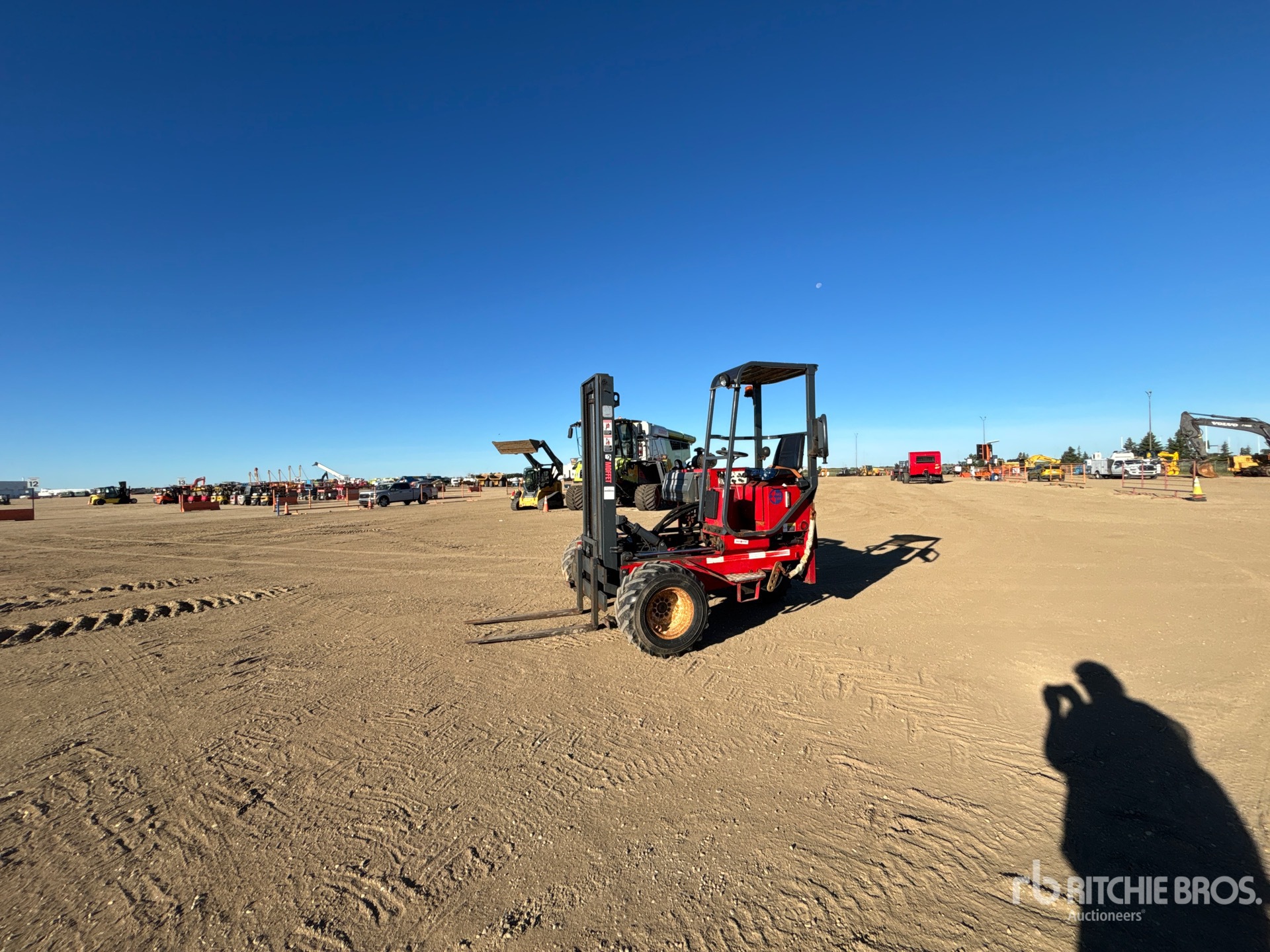 2004 Moffett M5500