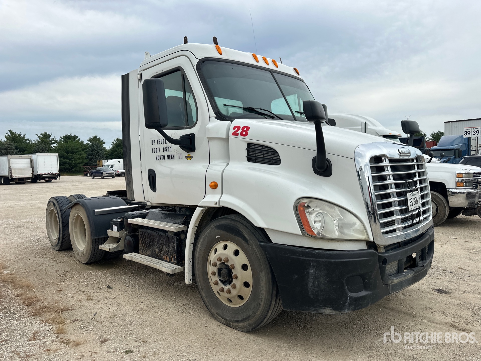 2013 Freightliner CASCADIA 113