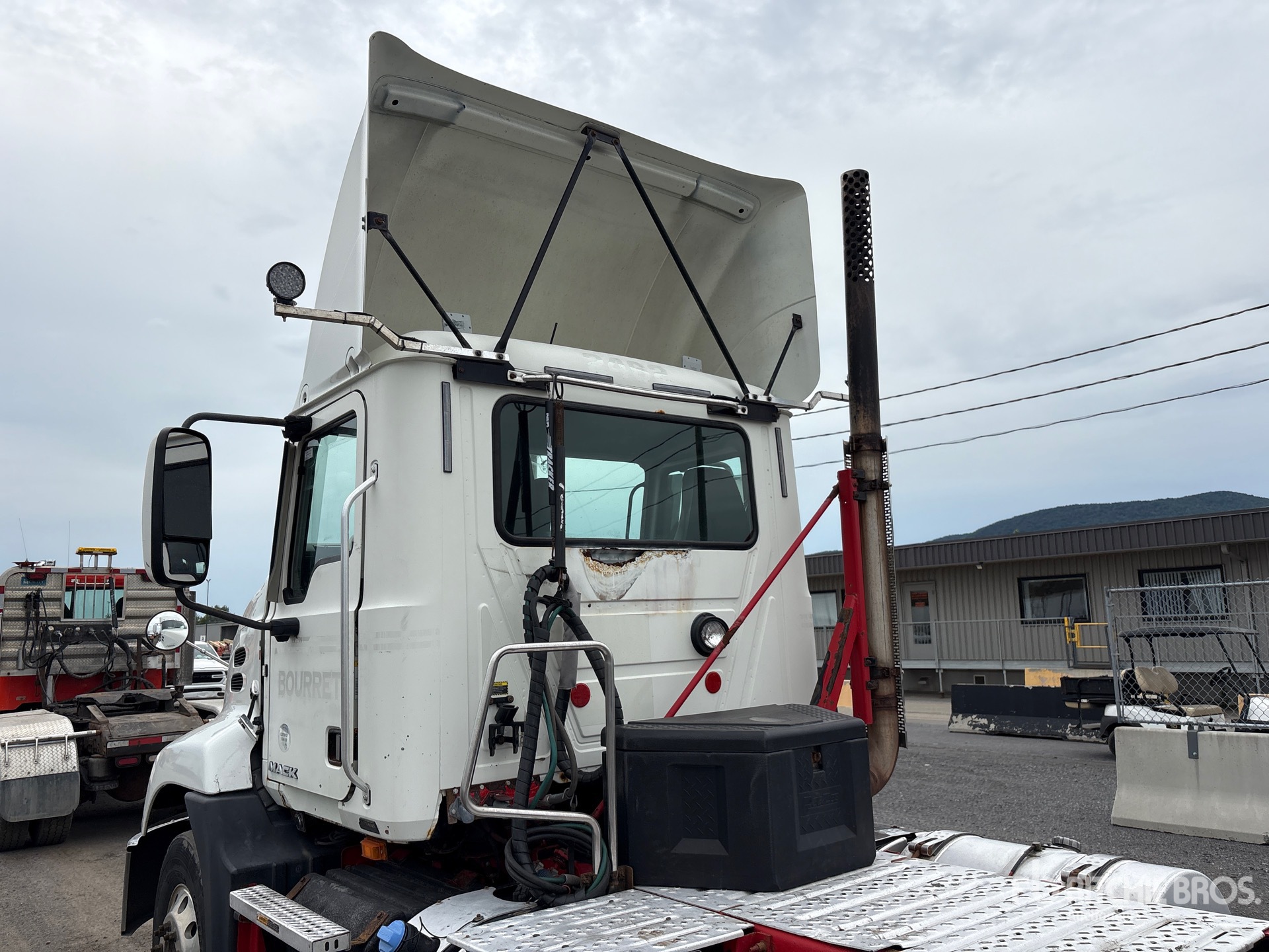 2015 Mack CXU613