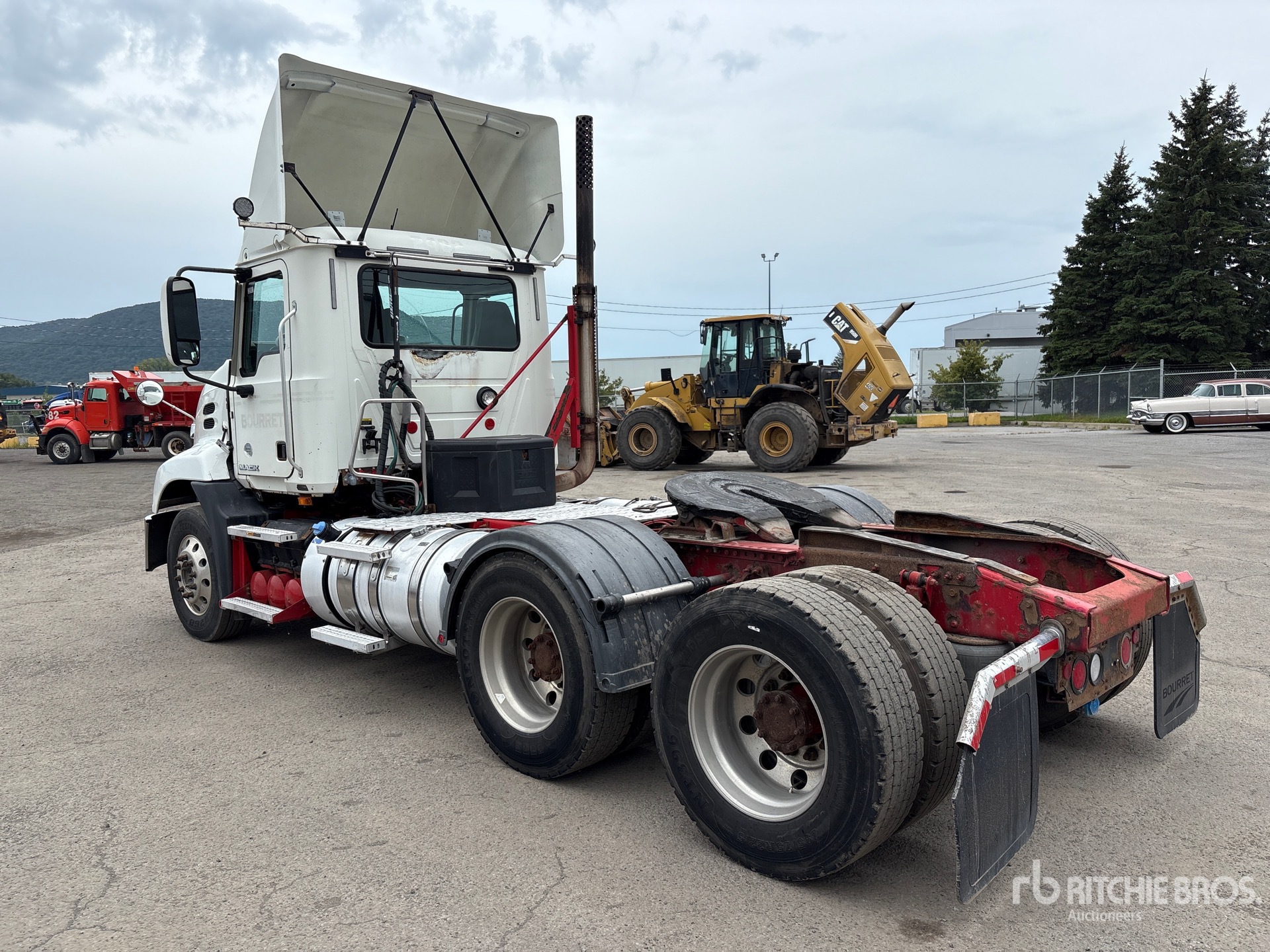 2015 Mack CXU613