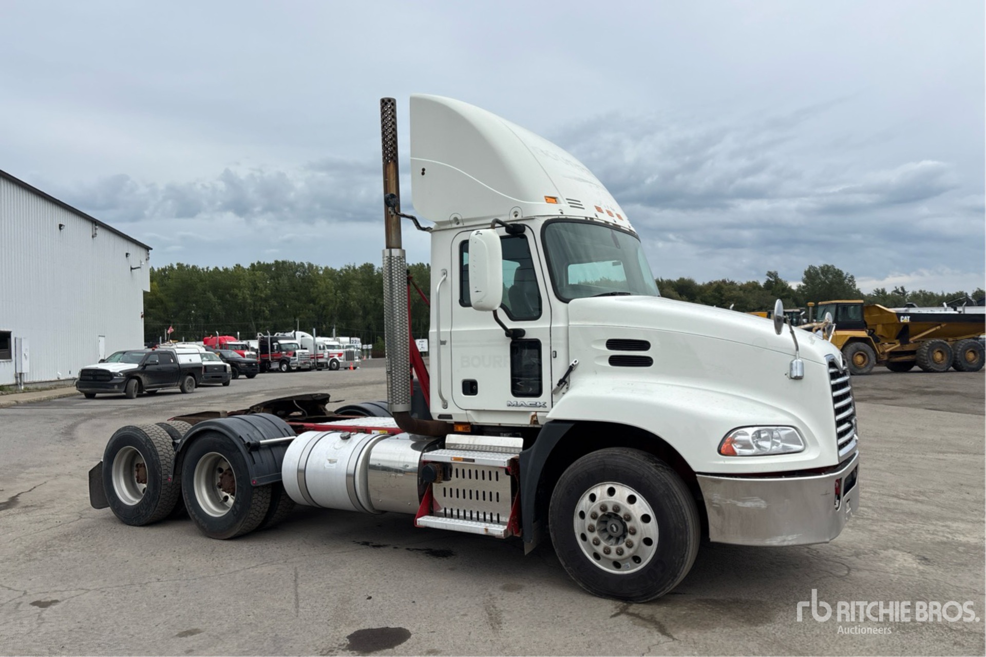 2015 Mack CXU613
