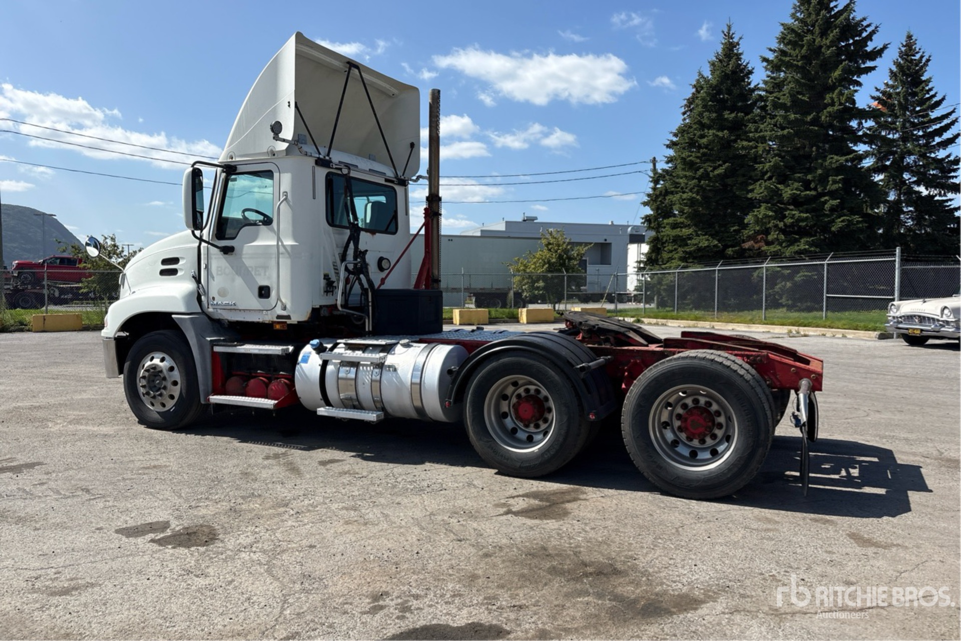 2016 Mack CXU613