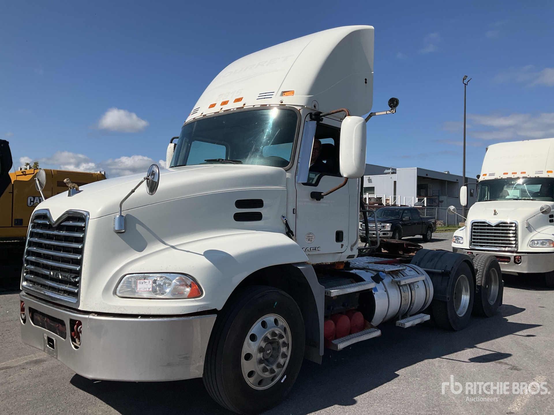 2015 Mack CXU613
