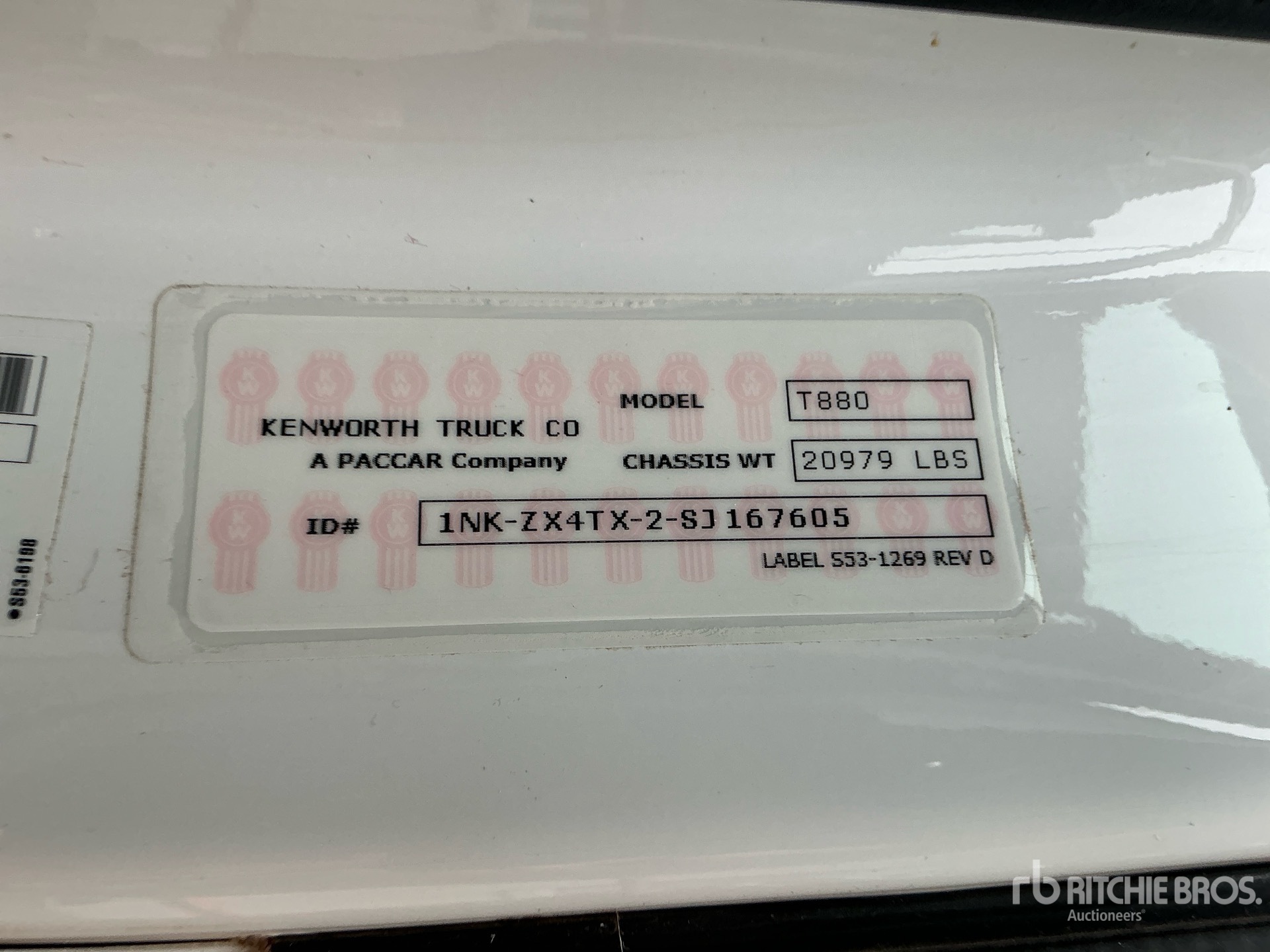 2025 Kenworth T880