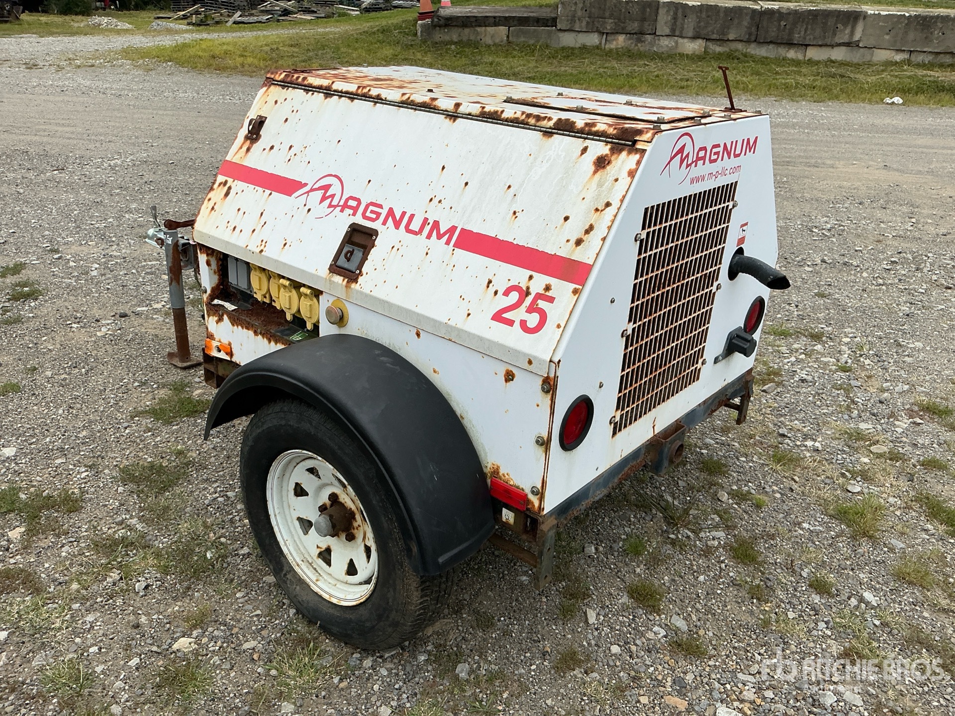 General Appearance with Picture, Left Rear Corner