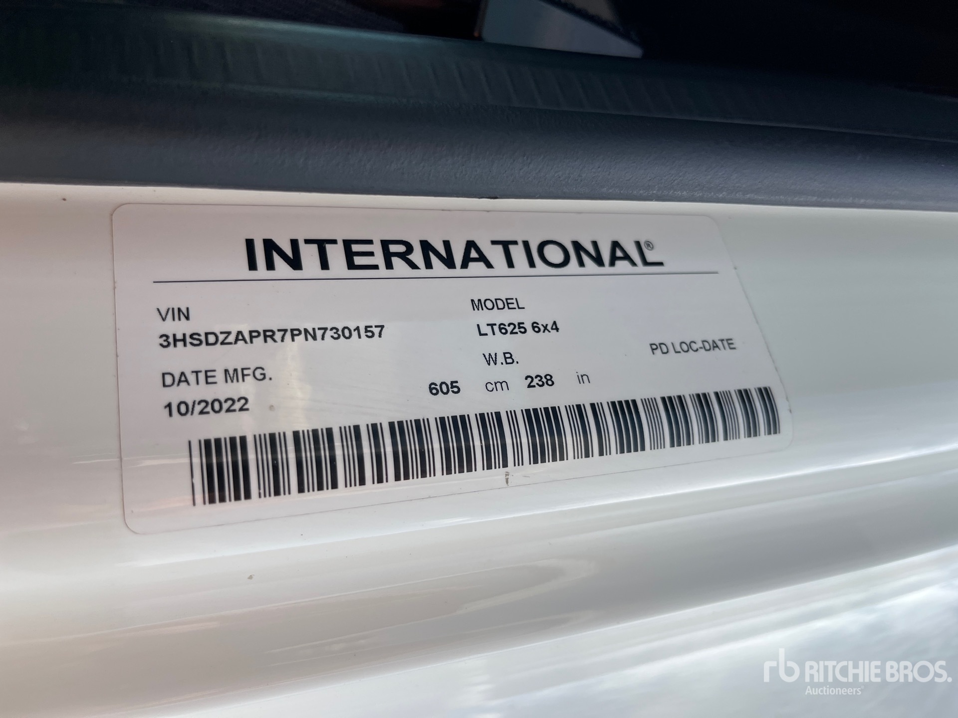 2023 International LT625