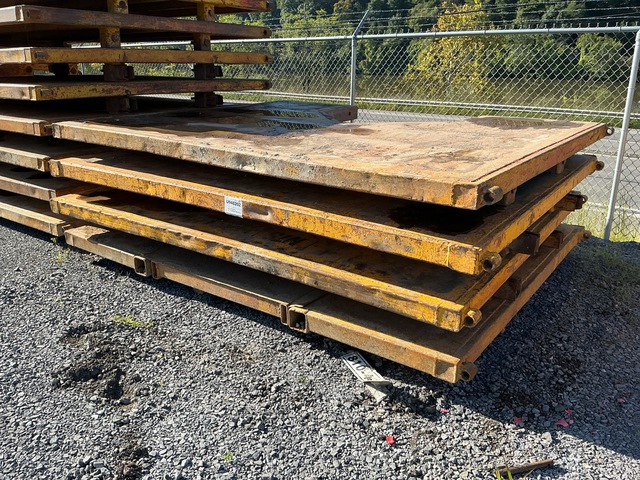 Quantity of (2) Qty of 1 8 ft x 10 ft (4 in Wall) TSS - MH Doghouse End Panel 8 ft x 10 ft (4 in Wall) 4&rdquo; MH Doghouse Trench Shield