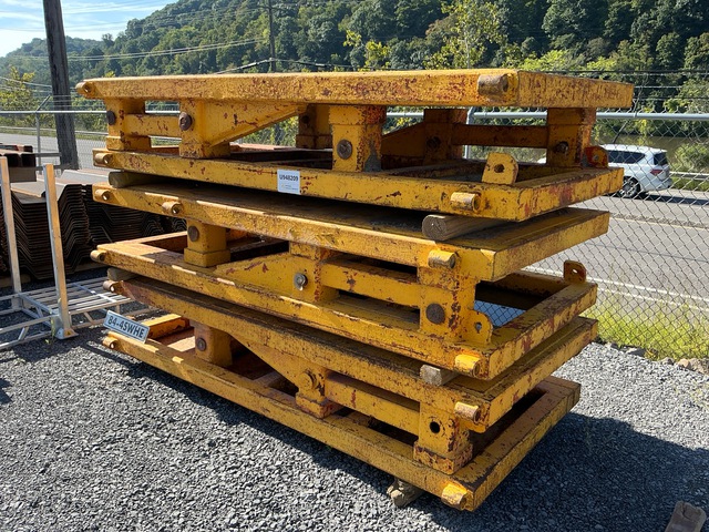 Quantity of (3) Qty of 1 8 ft x 4 ft (4 in Wall) TSS SW HE High End Booster 4 ft x 8 ft (4 in Wall) 4&rdquo; SW HE Trench Shield