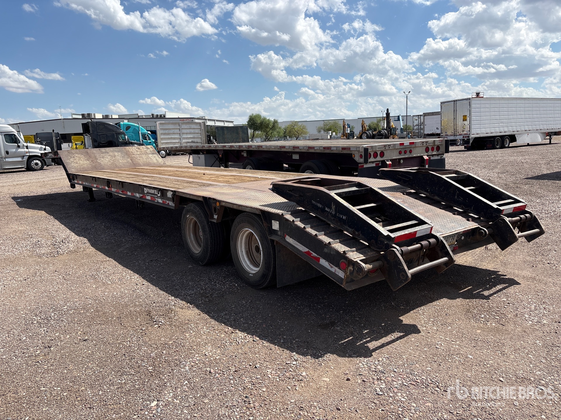 2000 Dynaweld 45 ft T/A
