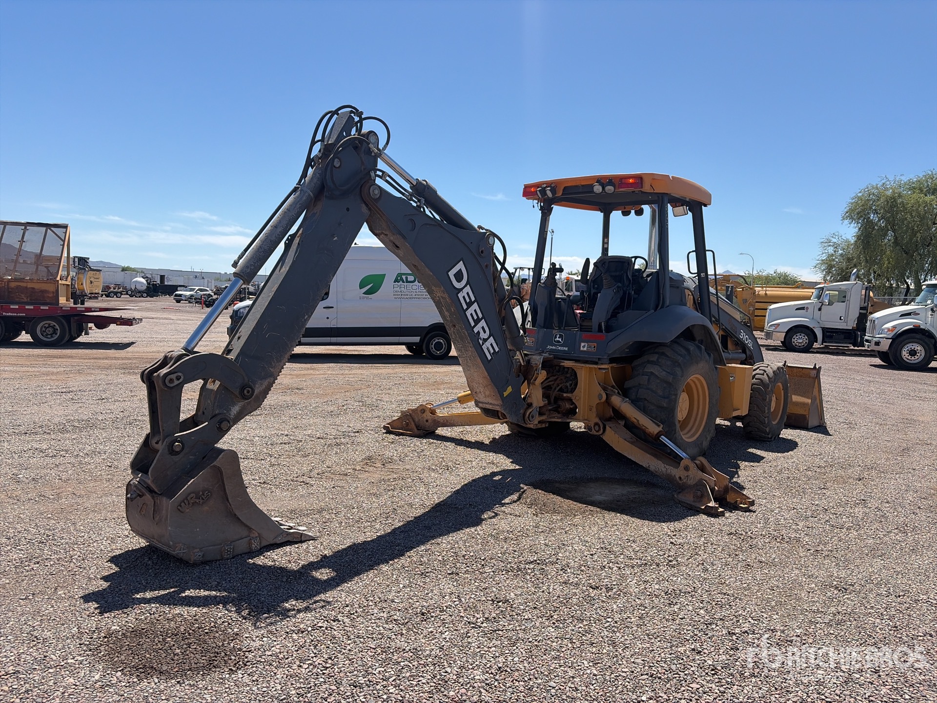 2018 John Deere 310SL