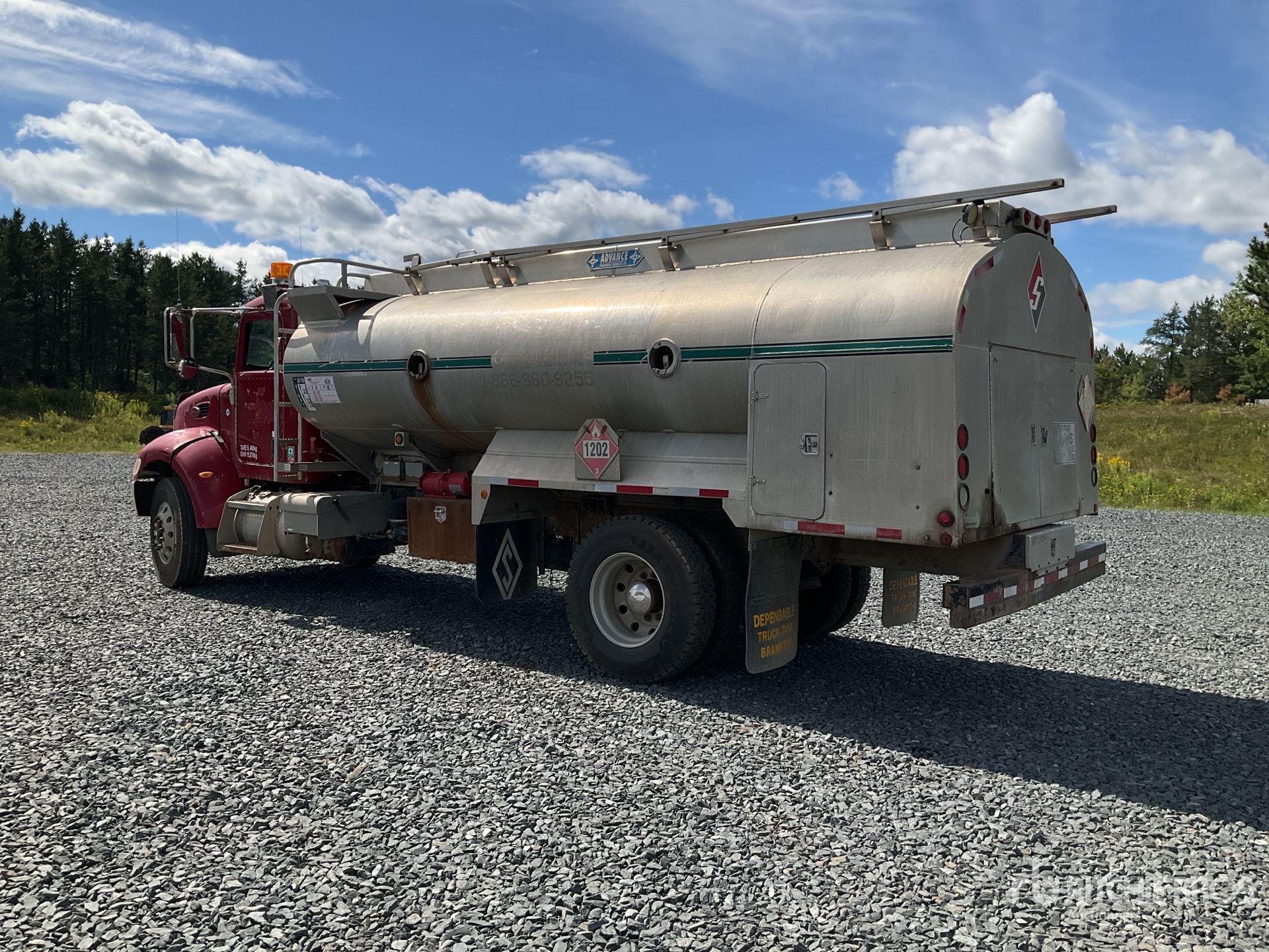 2007 Peterbilt 335