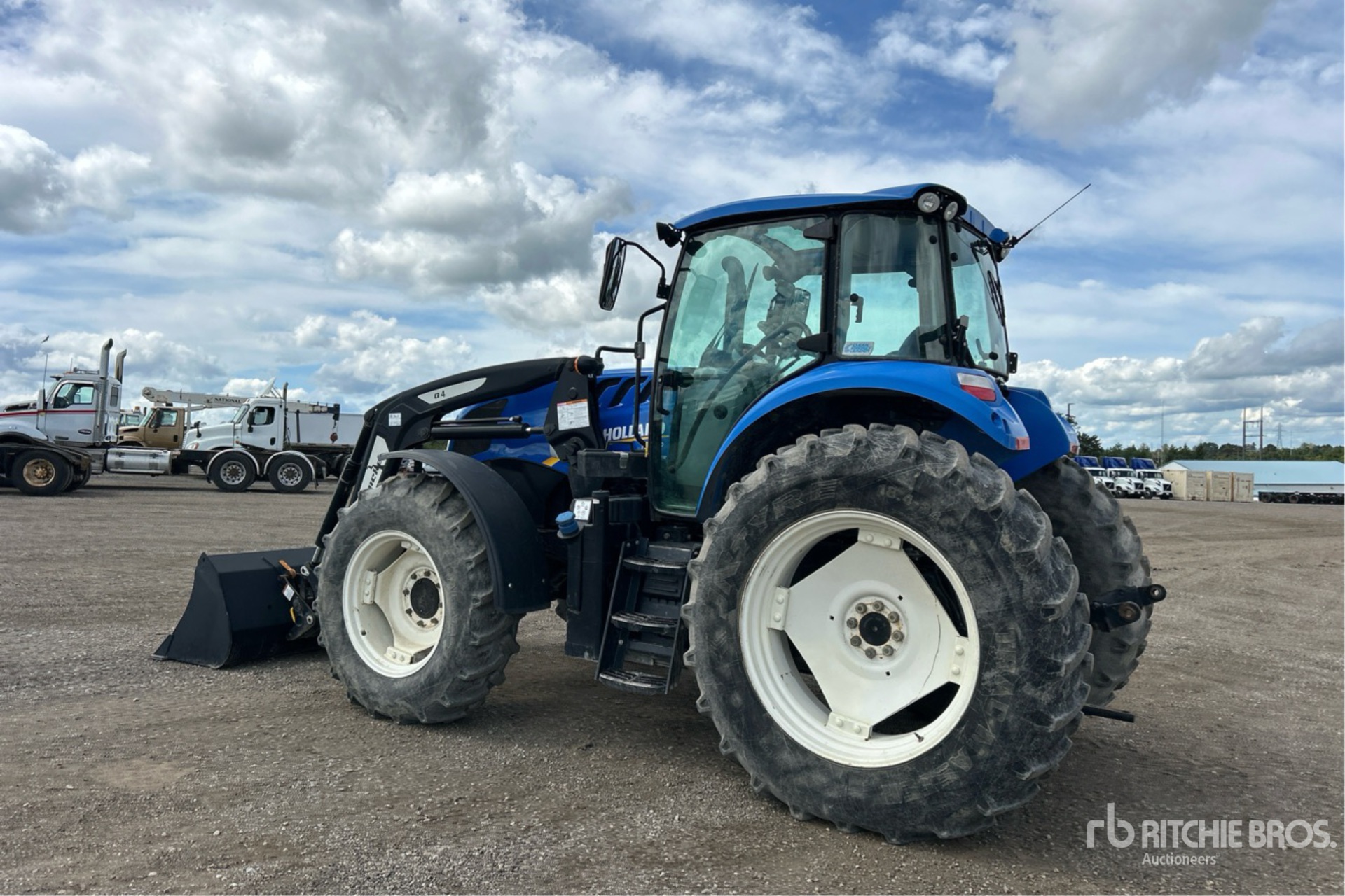 2015 New Holland TS6.110