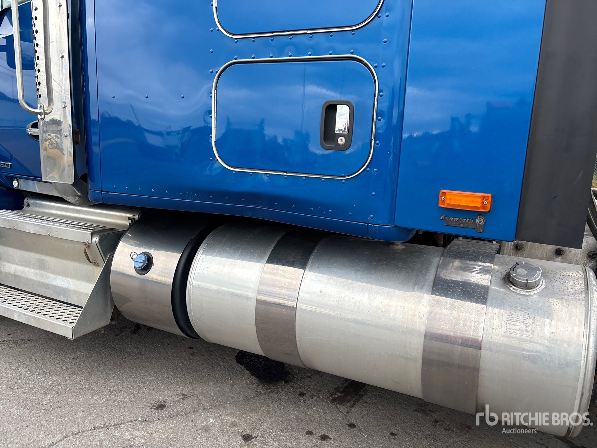 2020 Kenworth T880