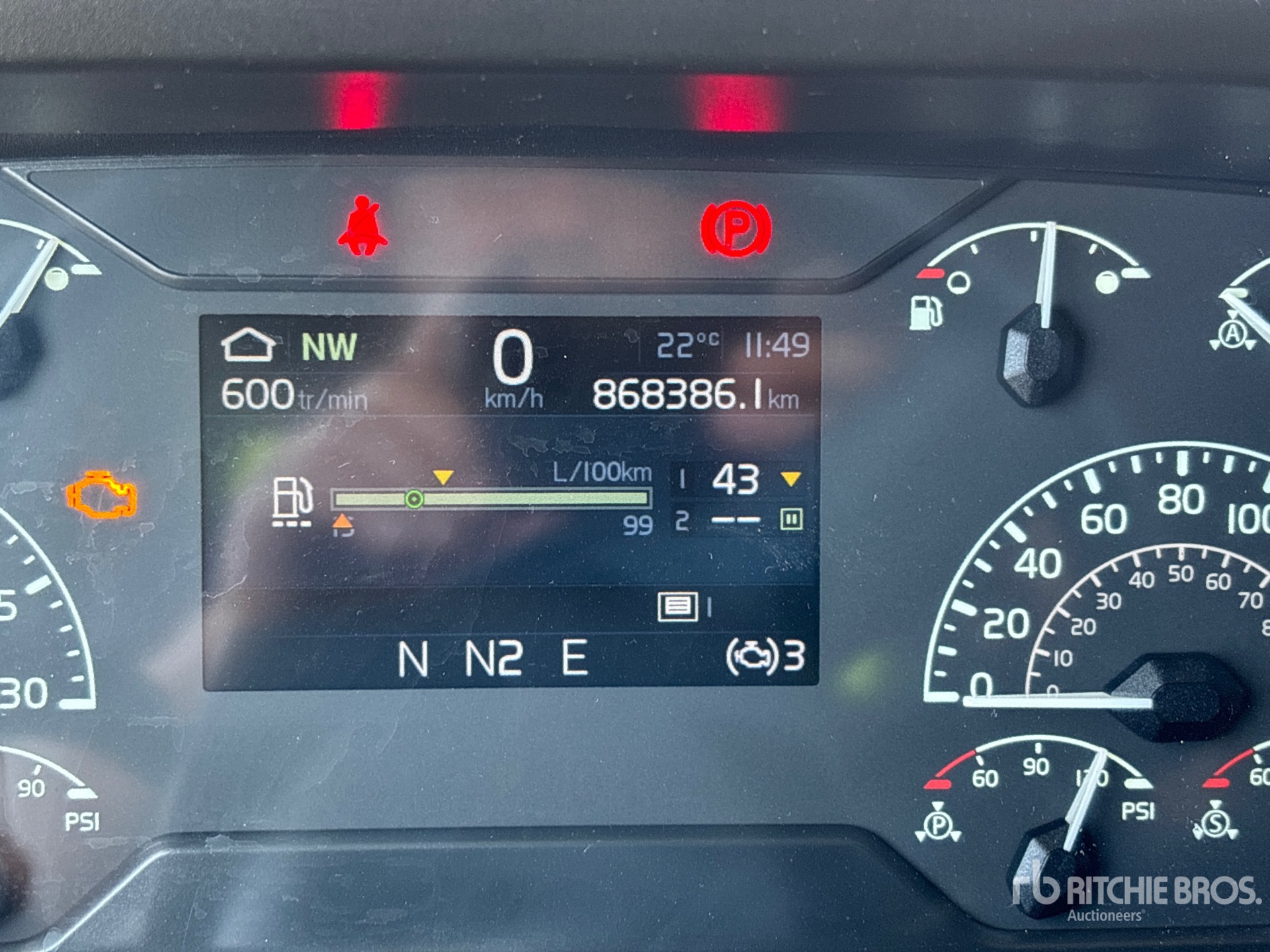 2020 Volvo VNR