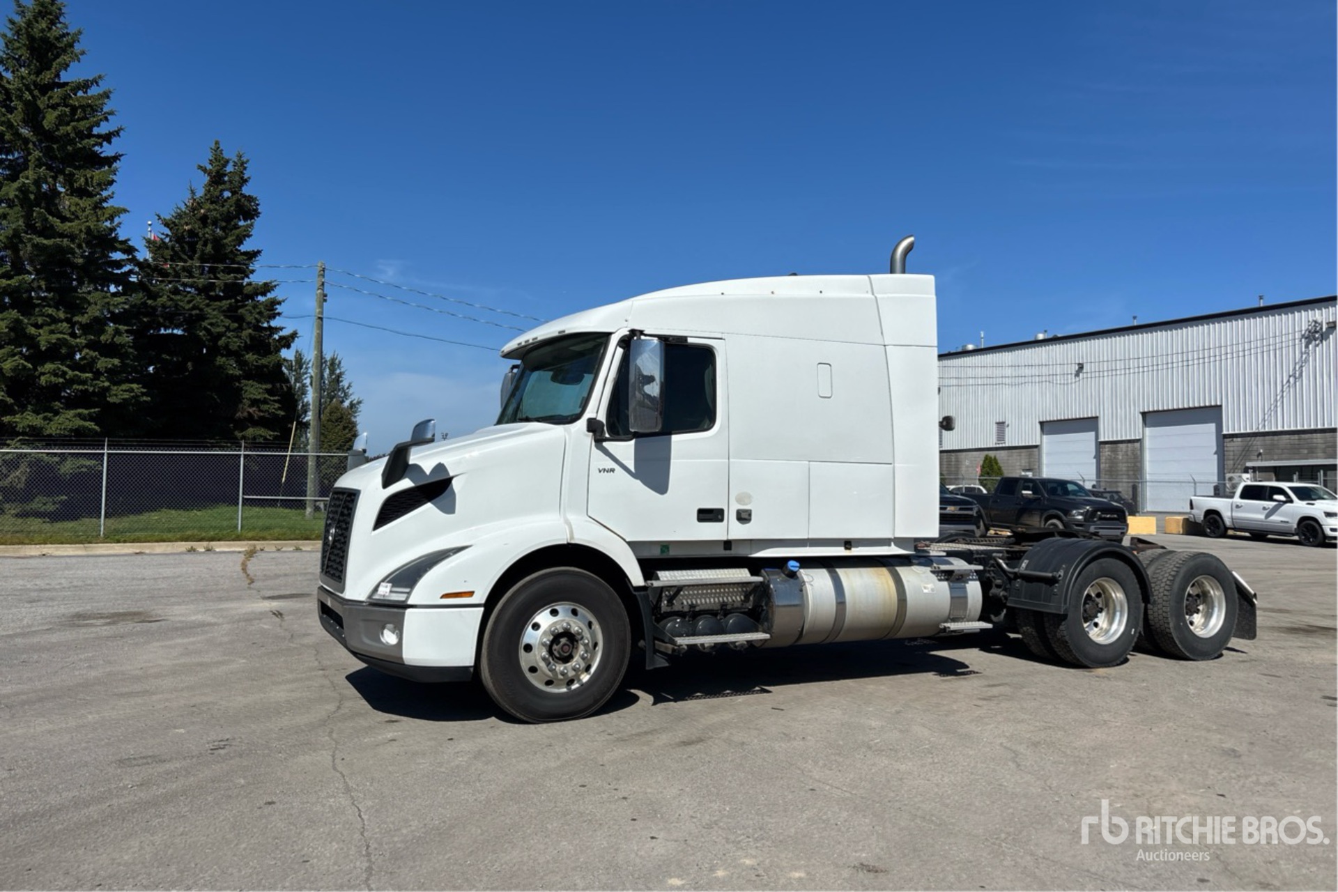 2020 Volvo VNR