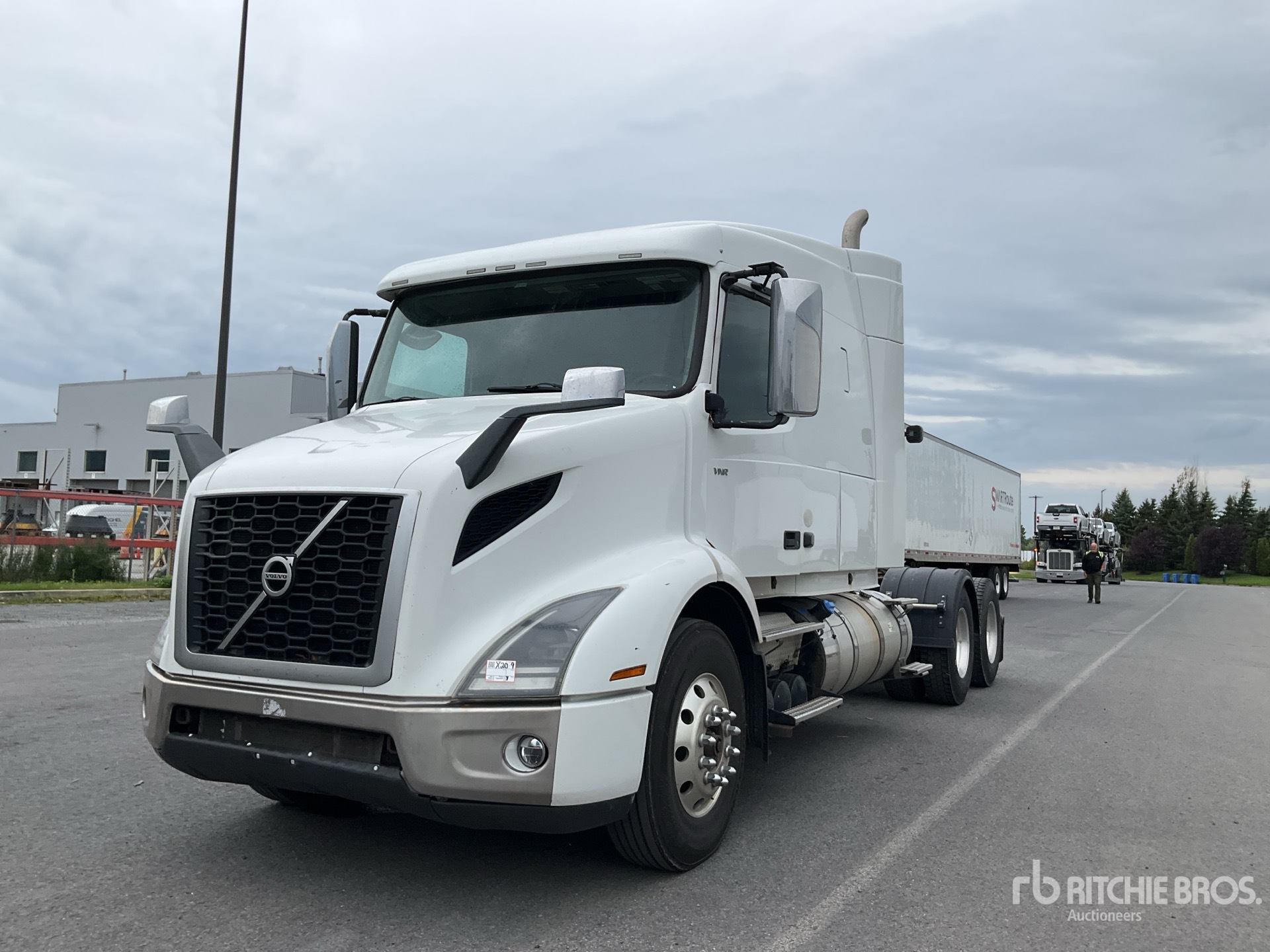 Photo of 2020 Volvo VNR