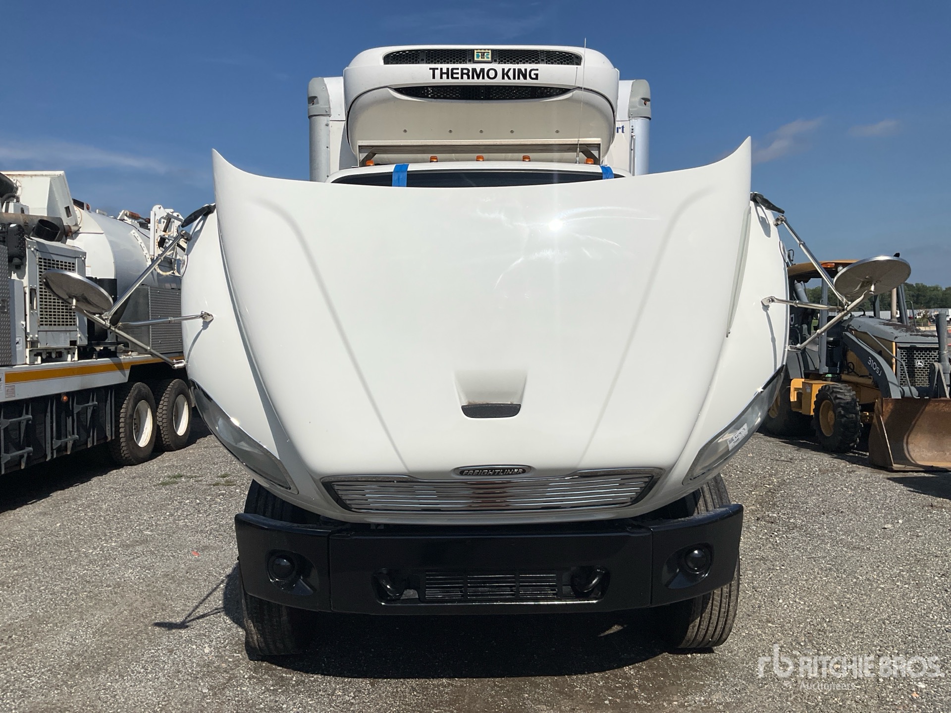 2020 Freightliner M2 106
